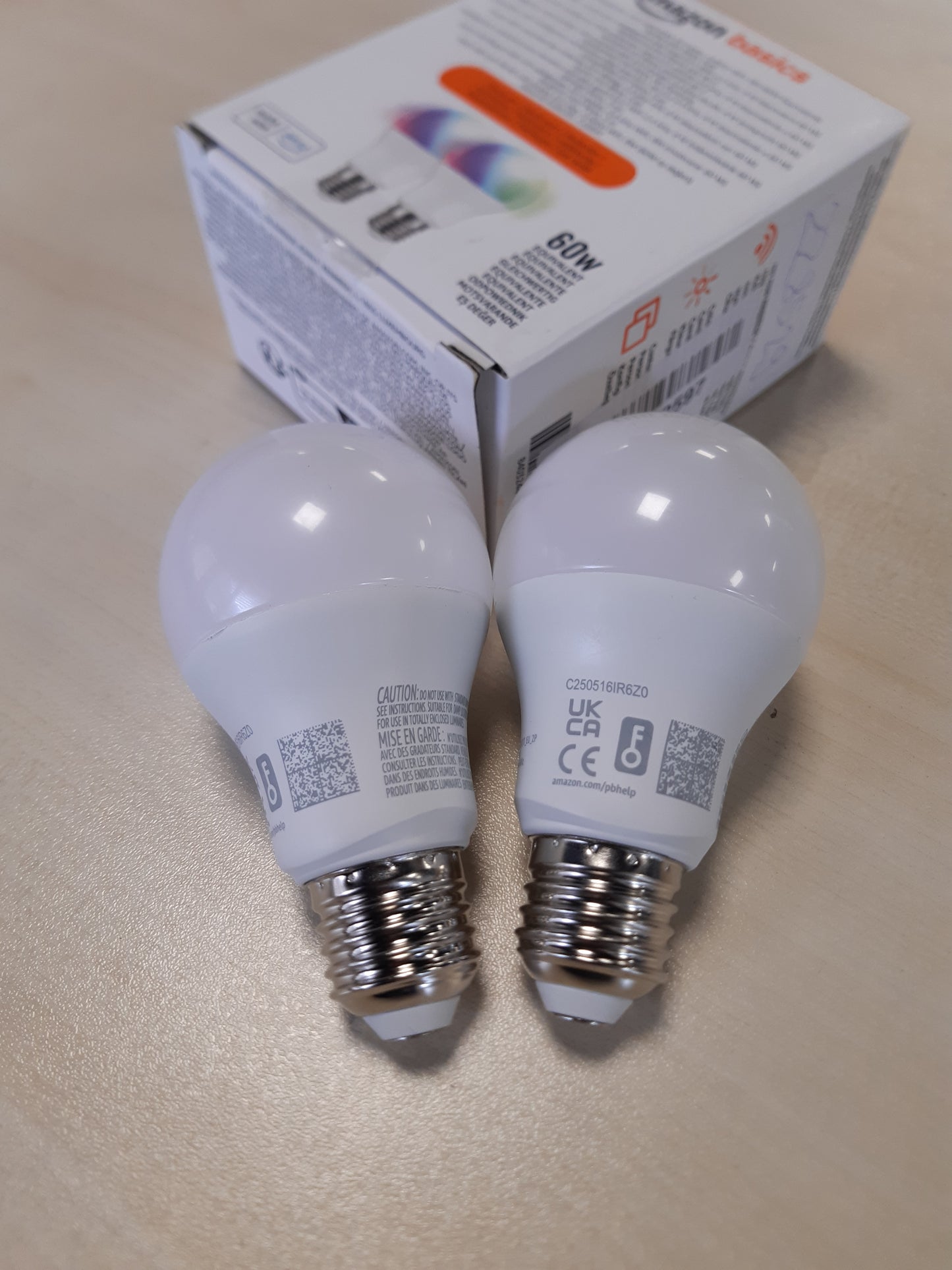 228529 - AMAZON BASICS Llambë LED inteligjente, që ndryshon ngjyrë, E27, 8W (ekuivalente me 60W), funksionon vetëm me Alexa, pako me 2, shumëngjyrëshe