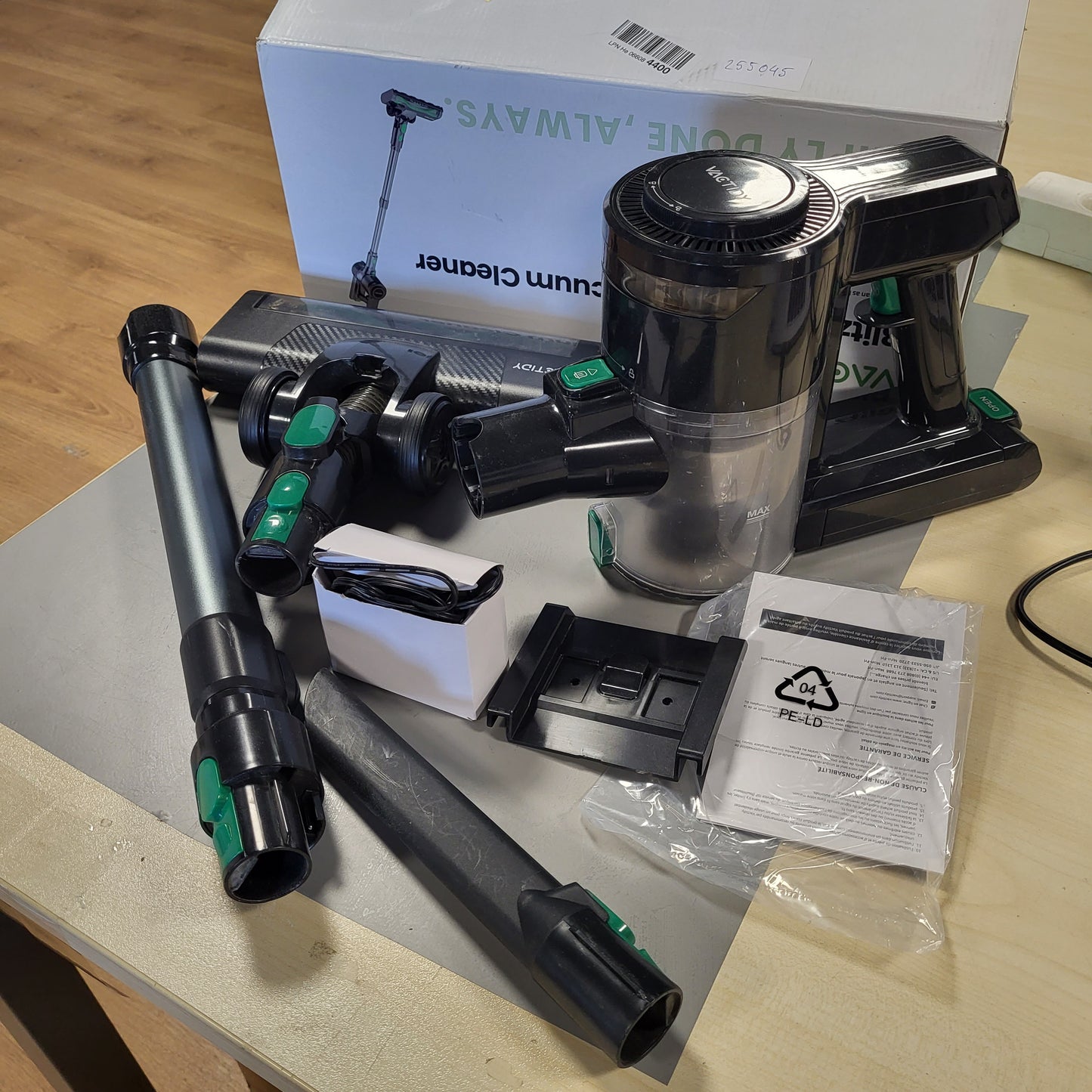 255045 - VACTIDY Fshesë me korrent pa tel V9, fuqi thithjeje 30kPa, 55 minuta me bateri të shkëputshme, dritë LED