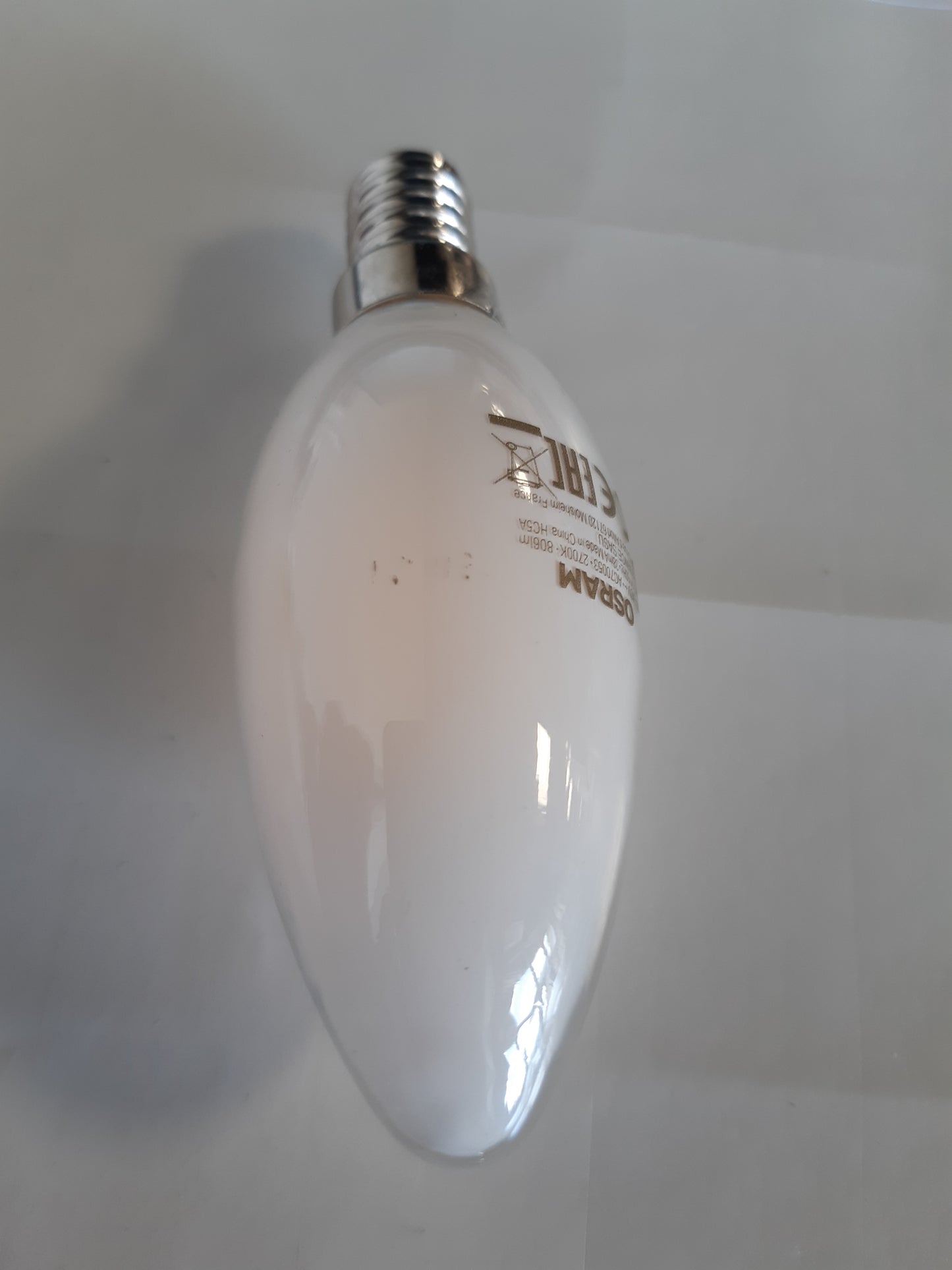 186506 - OSRAM Llambë LED me Filament të Errësueshëm, Bazë E14, E Bardhë e Ngrohtë (2700K), Formë e Qiriu, 6.5W (Ekuivalent me 60W Llambë Inkandeshente), Mat, LED Retrofit CLASSIC B DIM