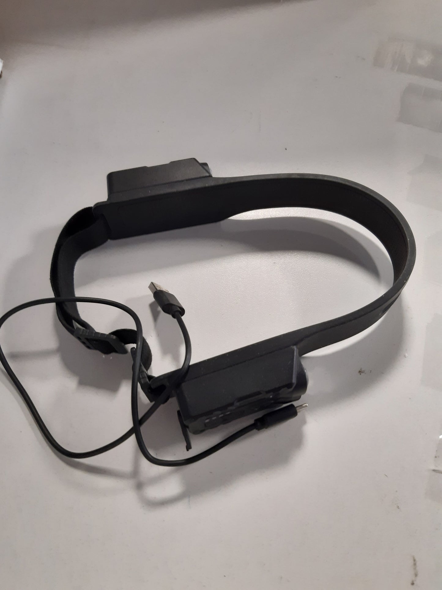 206210 - DIBONIUR Llambë Koke LED Ultra E Fuqishme, Rikarikueshme, IPX4 e Papërshkueshme nga Uji, me 8 Mënyra Ndriçimi dhe Sensor Lëvizjeje, e Përshtatshme për Kamping, Vrapim, Peshkim