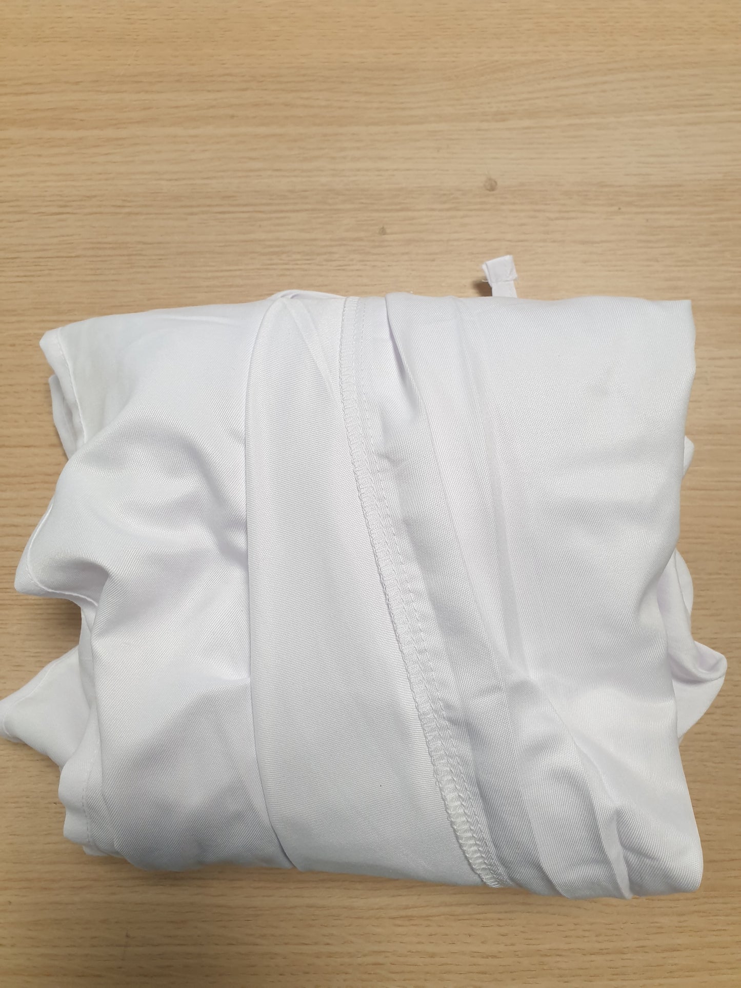 223373 - EASYCOSY Skaj Shtrati për Kornizën e Shtratit ATENEA, 150x190/200 cm, mbrojtëse e rregullueshme, pëlhurë e bardhë elegante dhe e larëshme