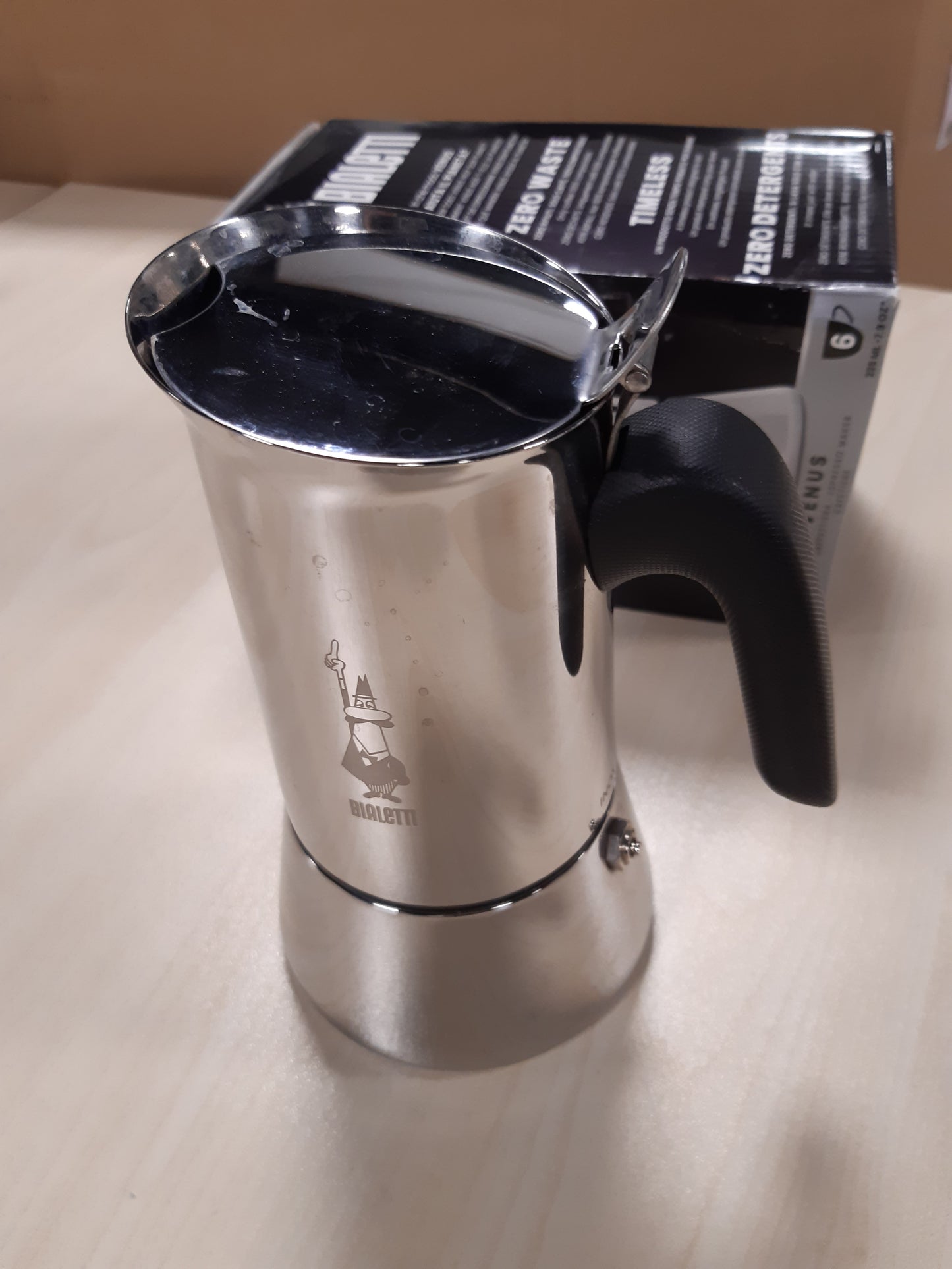 226672 - BIALETTI Venus Induction Makinë kafeje për espresso, çelik inox, 6 gota, 235 ml, alumini, argjendi