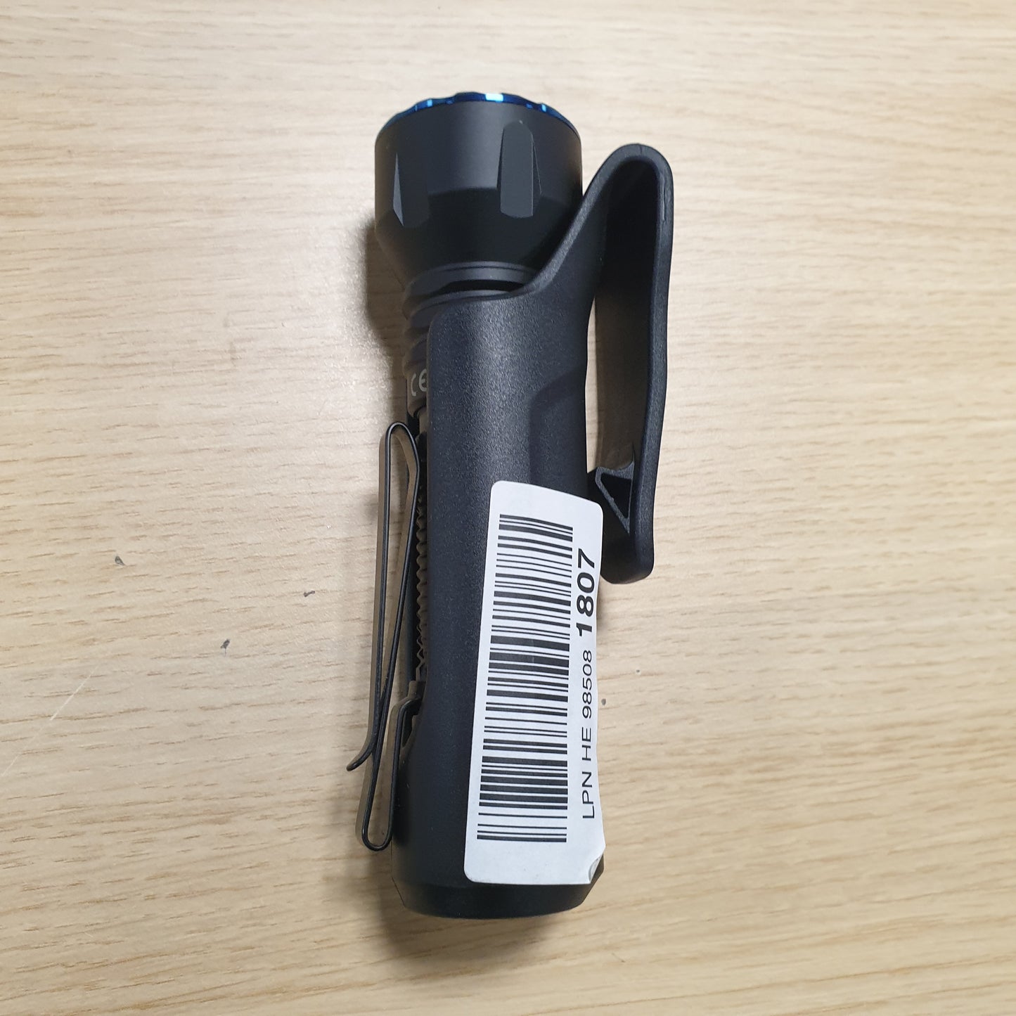 153146 - OLIGHT Drirë LED Profesionale e Rikarikueshme, Fuqi 1350 lm, Veprimi 730m, E Përshtatshme për Kamping dhe Gjueti, Ndriçim Natë, Ngjyra e Zi