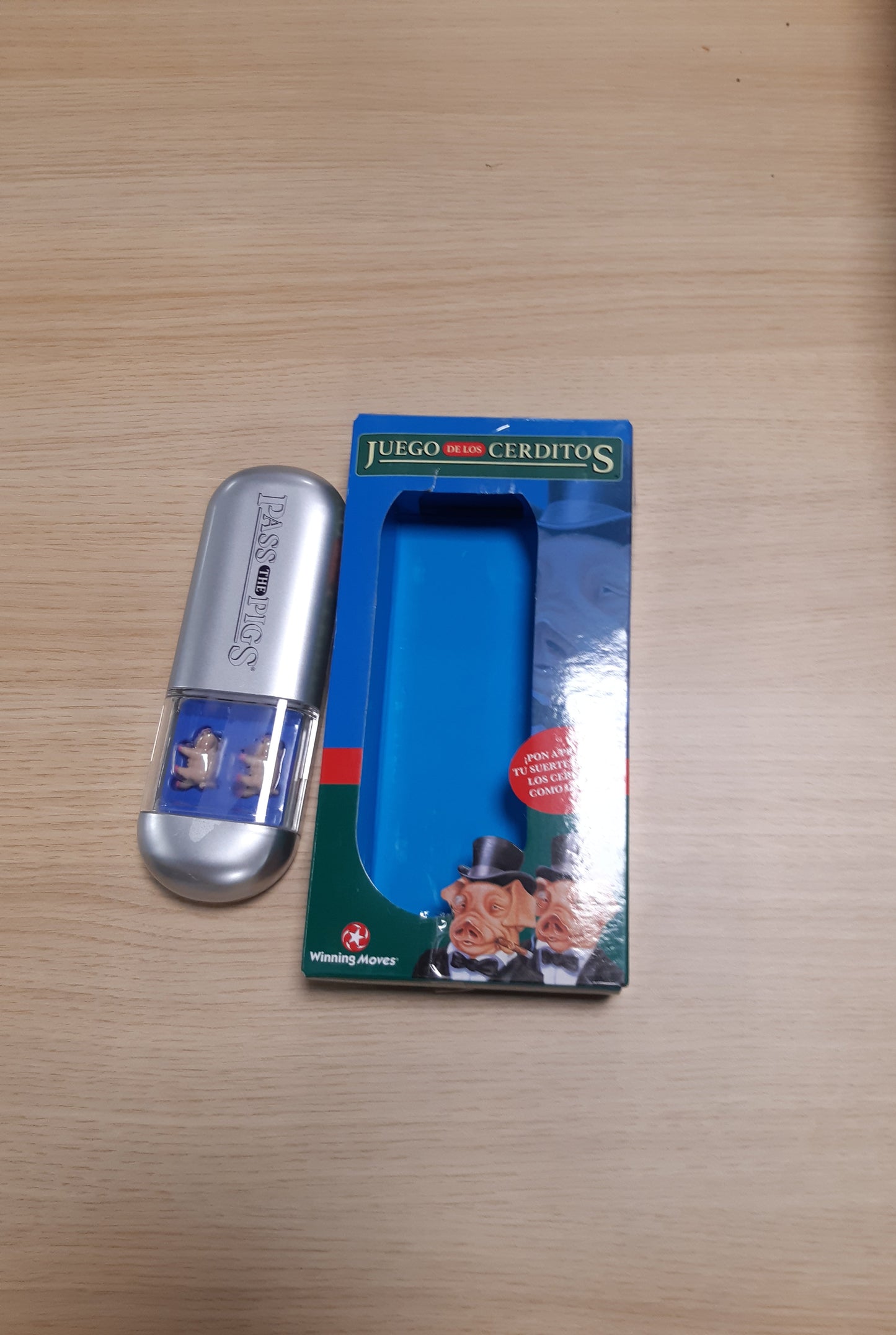 52339 - TOP TRUMPS Lojë me derdh, Hajro dhe Shëno për të Fituar, Versioni në Gjuhën Spanjolle