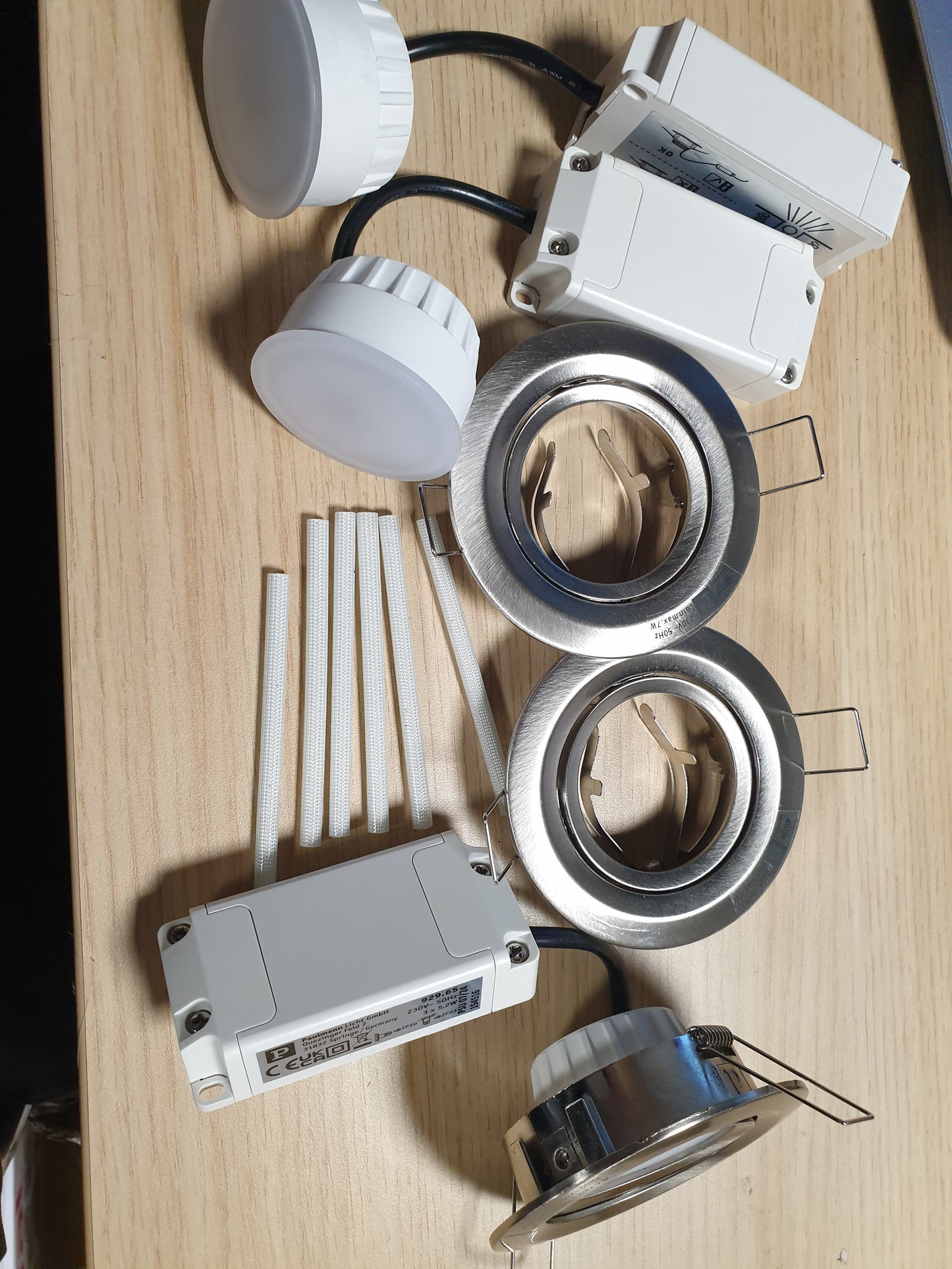 208059 - PAULMANN Lampë e Jutbinit me LED, 92965, 65W, Materiale: Plastike dhe Çeliku, Ngjyra: Gri