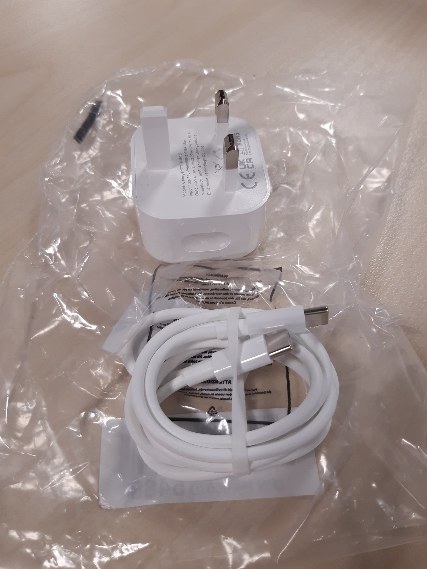 190002 - WEISHIP Karikues dhe Prizë për iPad, Karikues USB C 20W me Kabëll 1M, Adaptor Karikimi i Shpejtë në Mur Tip-C, e Pajtueshme me iPad Pro 12.9/11 Inç, iPad Air 5/4, iPad Mini 6 Gen, Samsung Galaxy S23