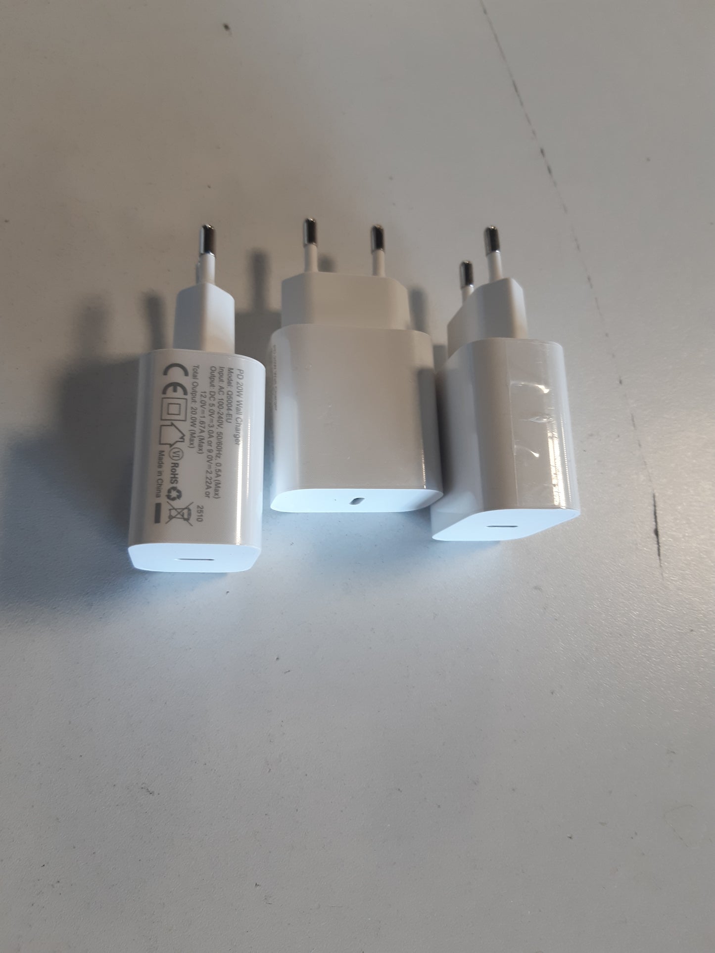 268917 - BHHB Karikues USB C 20W, Adaptor Energjie për Apple, Prizë e Shpejtë USB C për iPhone 17/16/15/14/13 Plus Pro Max Mini, AirPods iPad, Samsung Galaxy S25/24/23 (Pako me 3)