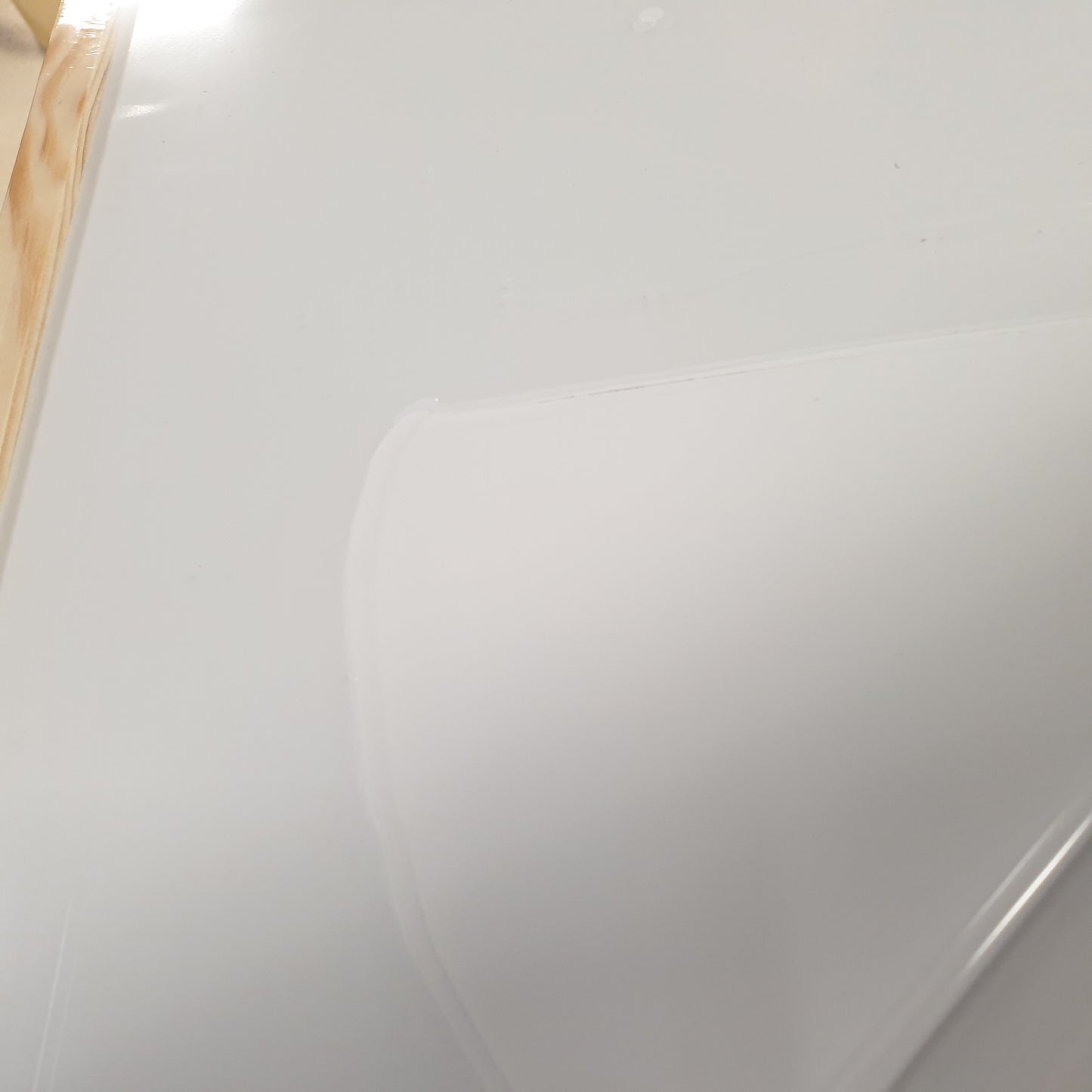 244681 - VIDA XL Tabelë e bardhë magnetike me kornizë druri pishe 60x40 cm