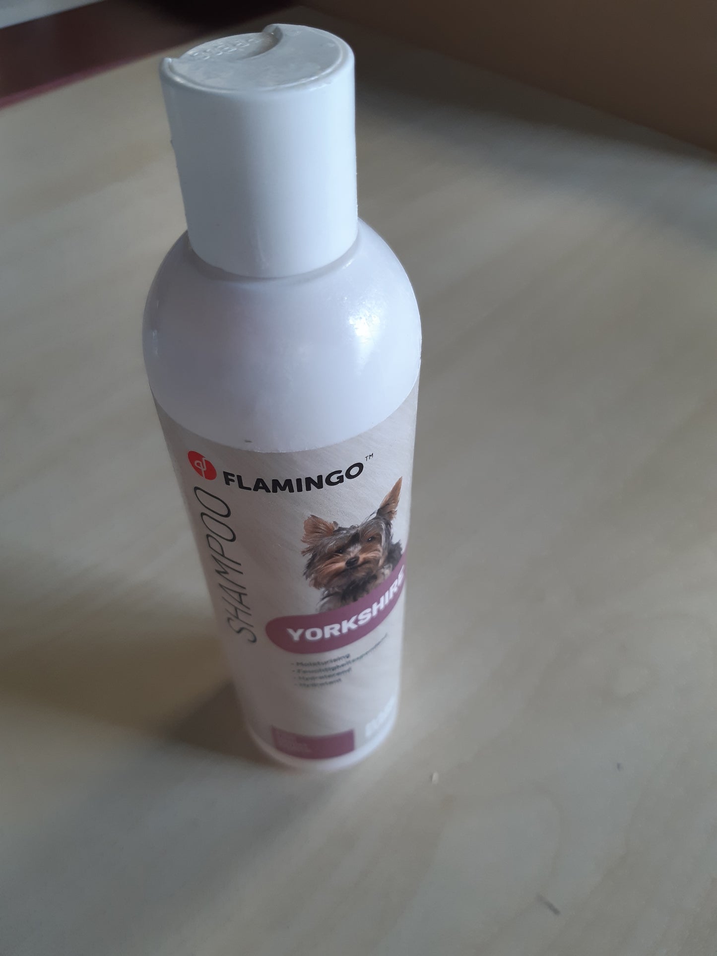 258291 - FLAMINGO Shampo për Qentë Yorkshire Terrier 300 ML Me Vaj Jojoba Hidratues