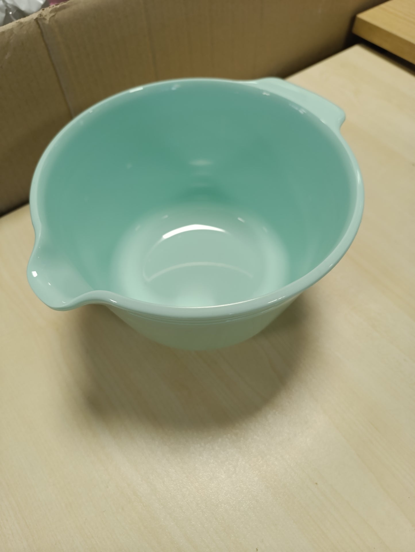 218702 - DR. OETKER Enë përzierëse 2.5L, plastikë rezistente ndaj goditjeve, jeshile pastel, e përshtatshme për lavastovilje, 1 copë