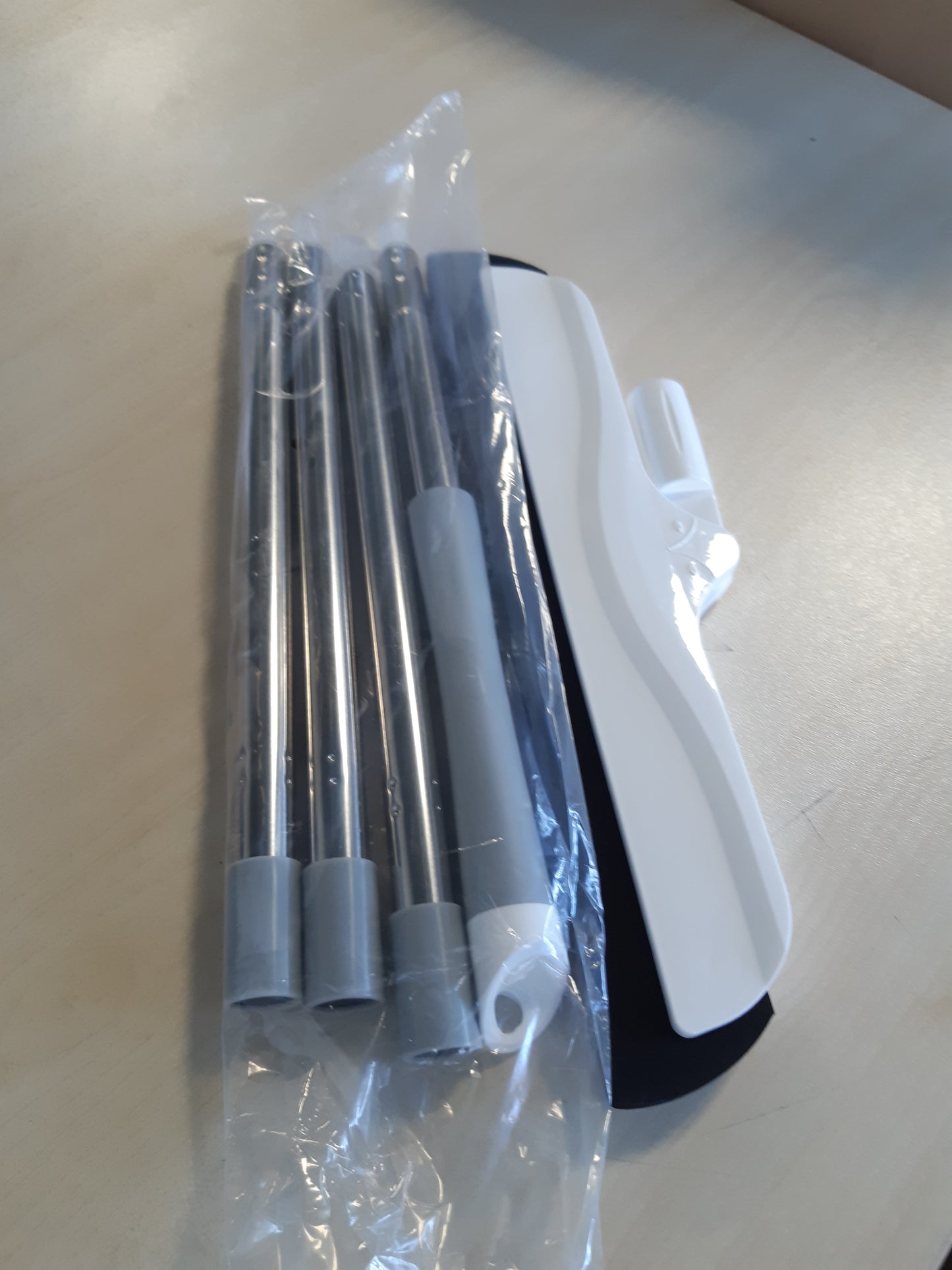 216561 - Mitclear Shmangëse uji për dysheme me dorezë të rregullueshme (126 cm), me shkumë për dysheme të lagura