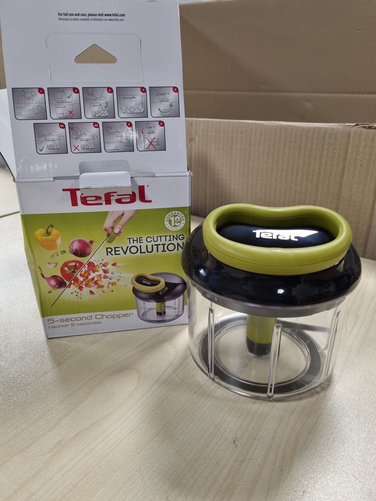 233118 - TEFAL 5 Sekonda - Prerës Manual Ushqimi 900ml, 2 Tehe Çelik Inoks, Nuk Kërkon Energji Elektrike, I Shpejtë dhe i Sigurt