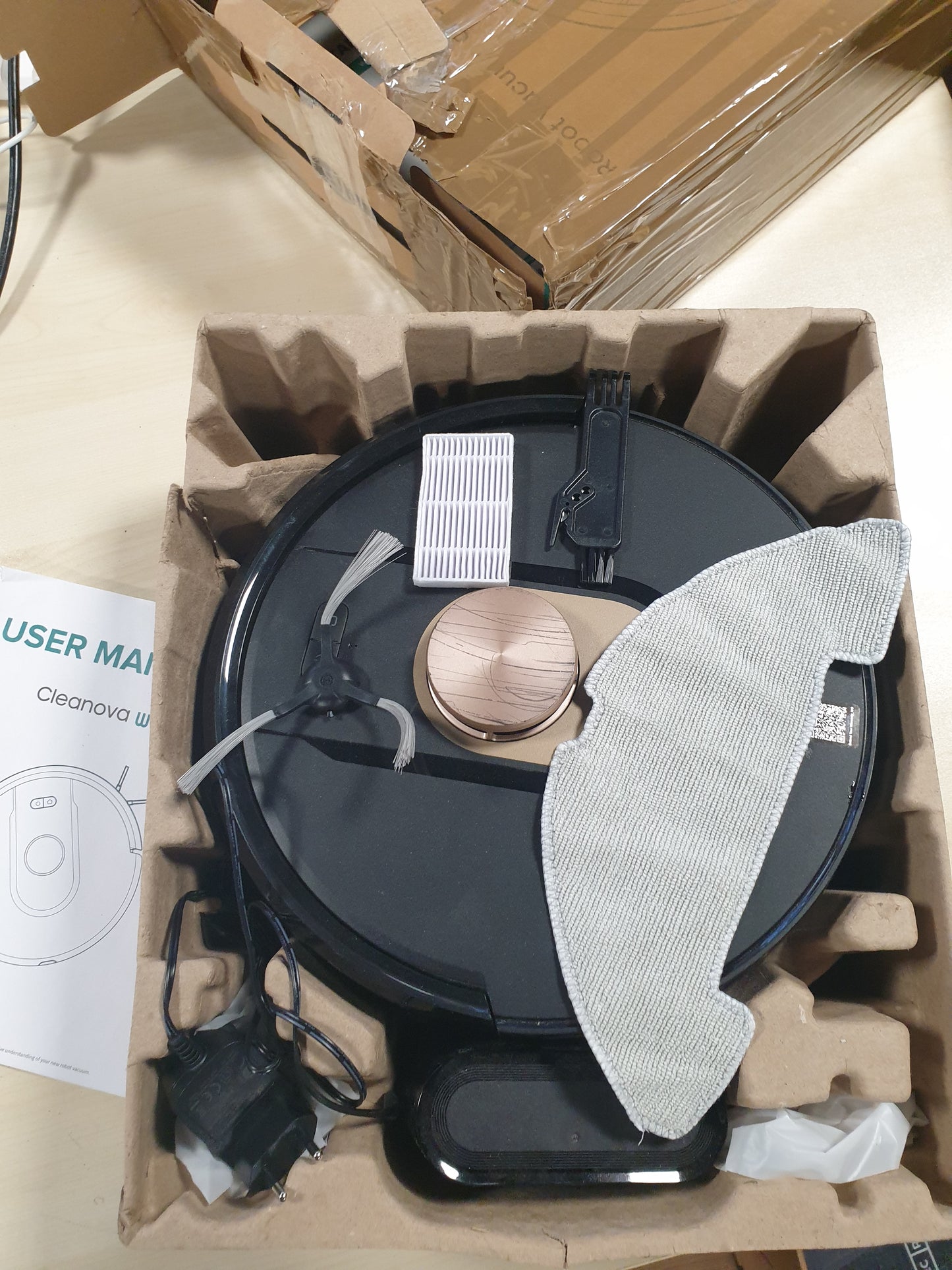 157024 - VEXILAR Fshesë Robotike me Korrent 8000Pa, Kohë Përdorimi 150 Minuta, Sensor Lazer LiDAR, Përshtatëshme për Dysheme, Qilima, Flokë, Zë, APL, Telekomandë