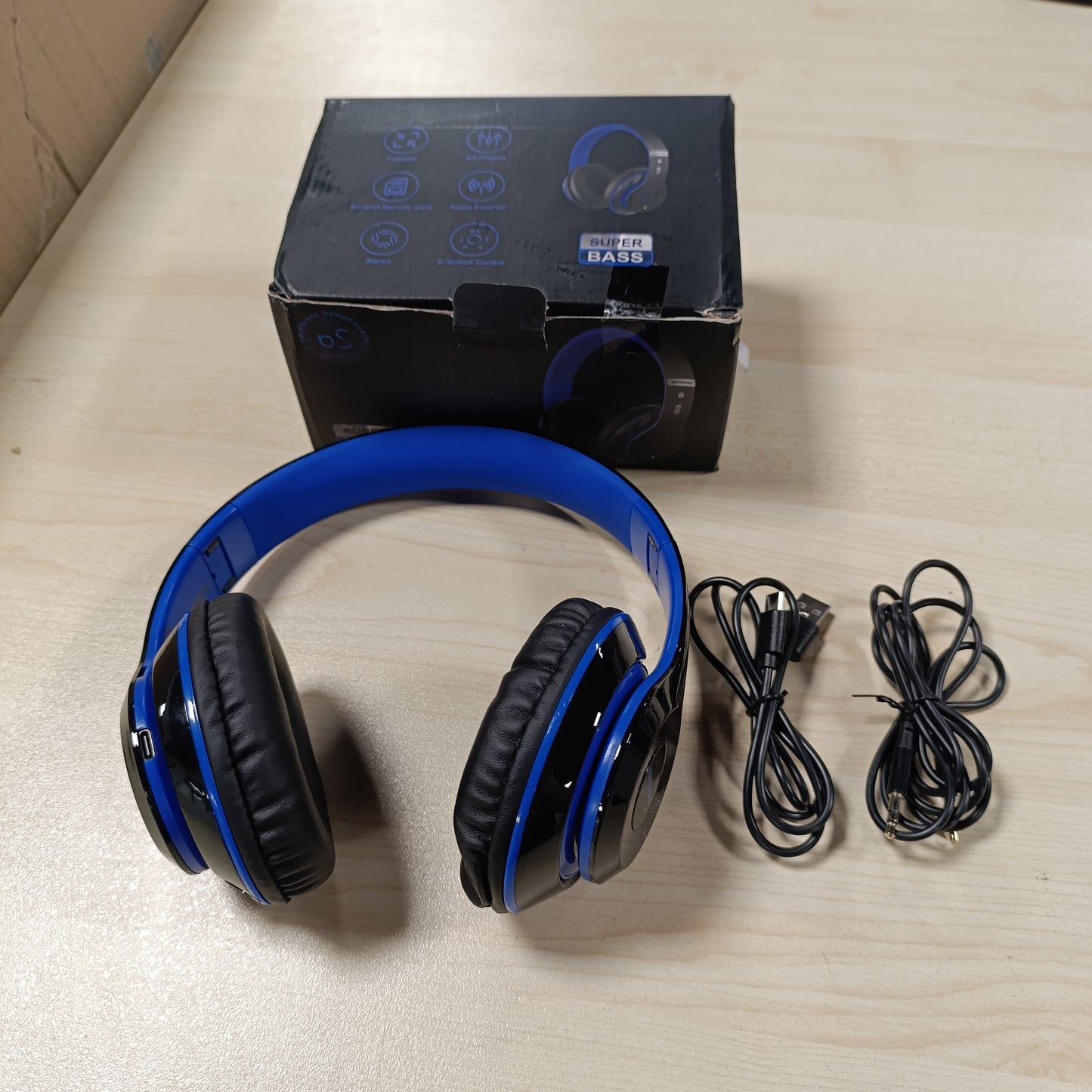 268333 - LANKEY SOUND Kufje Bluetooth pa tel, kufje në vesh me 6 modalitete EQ, 65-orëshe, mikrofon HD të integruar, radio FM, vend për kartë SD/TF