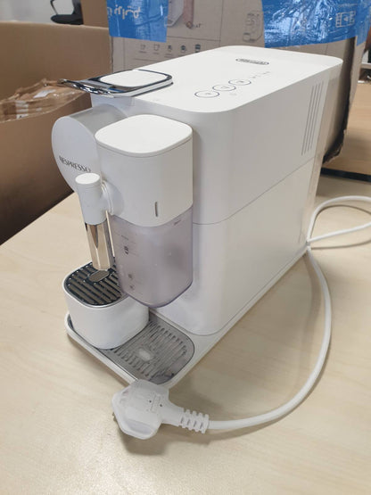 162038 - DE'LONGHI Makinë Kafeje Nespresso Lattissima One EN510.W, me Shkumëzues Qumështi të Integruar për Kafetë, Latte, Cappuccino, Kokërrzat Origjinale të Kafesë, Set i Përfshirë Kapsulash Fillestare, E Bardhë