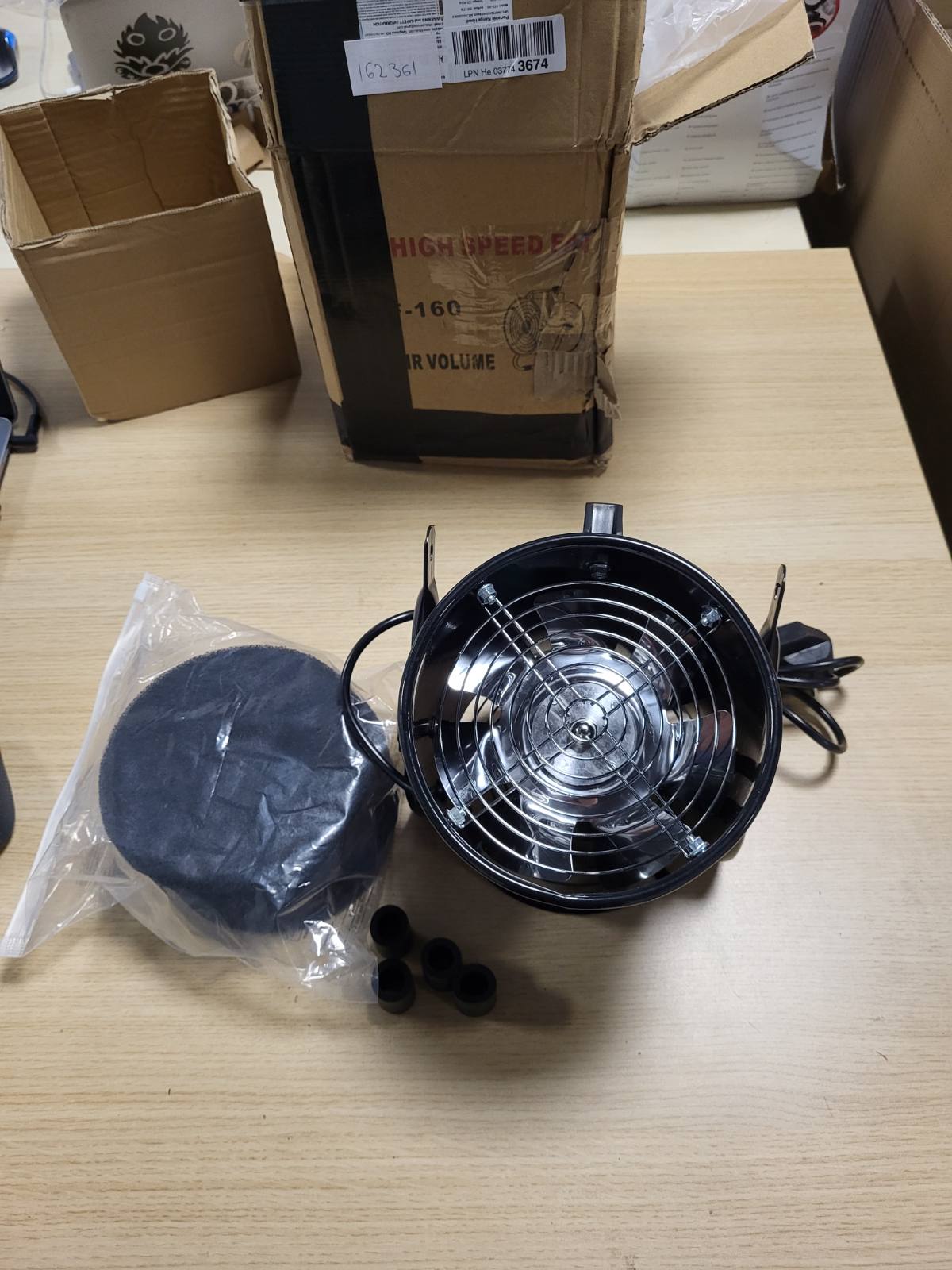 162361 - MTUTU Aspirator Kuzhine Portativ 40W, Kapacitet 600m³/h, Ventilator Ajri Alumini, me 10 Filtra Karboni Aktiv, I Rregullueshëm 120°, Zhurmë e Ulët, për Ventilim me Qarkullim Ajri të Brendshëm, RV