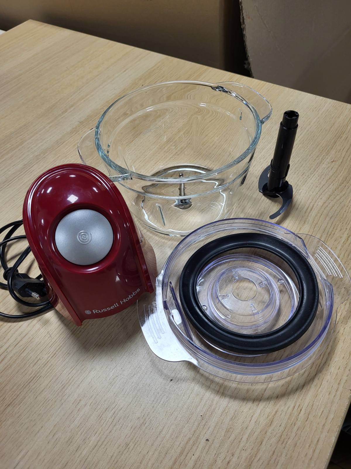 162562 - RUSSELL HOBBS Grirëse Elektrike Mini Desire Red, Tas Qelqi me Kapak, Kapaciteti 500ml, Grirëse Perimesh dhe Fruta, Universal për Mish, Modeli 24660-56