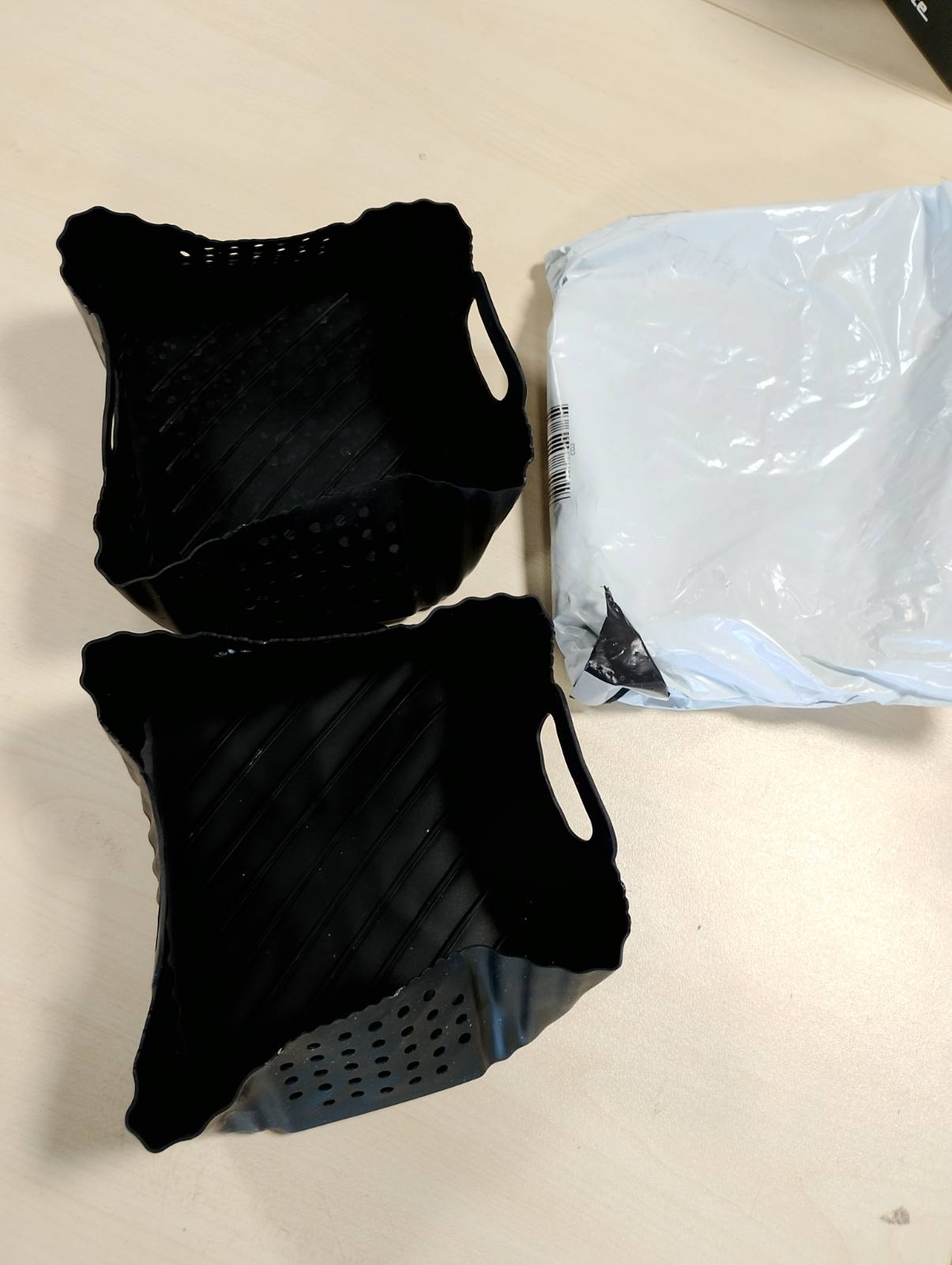 163023 - NINJA Set Prej 2 Copave Aksesorë Për Skuqëse Me Ajër Për Modelet SL400EU 9.5L, Foodi Max Dual Zone AF400EU, AF300EU 7.5L, Tabaka Silikoni