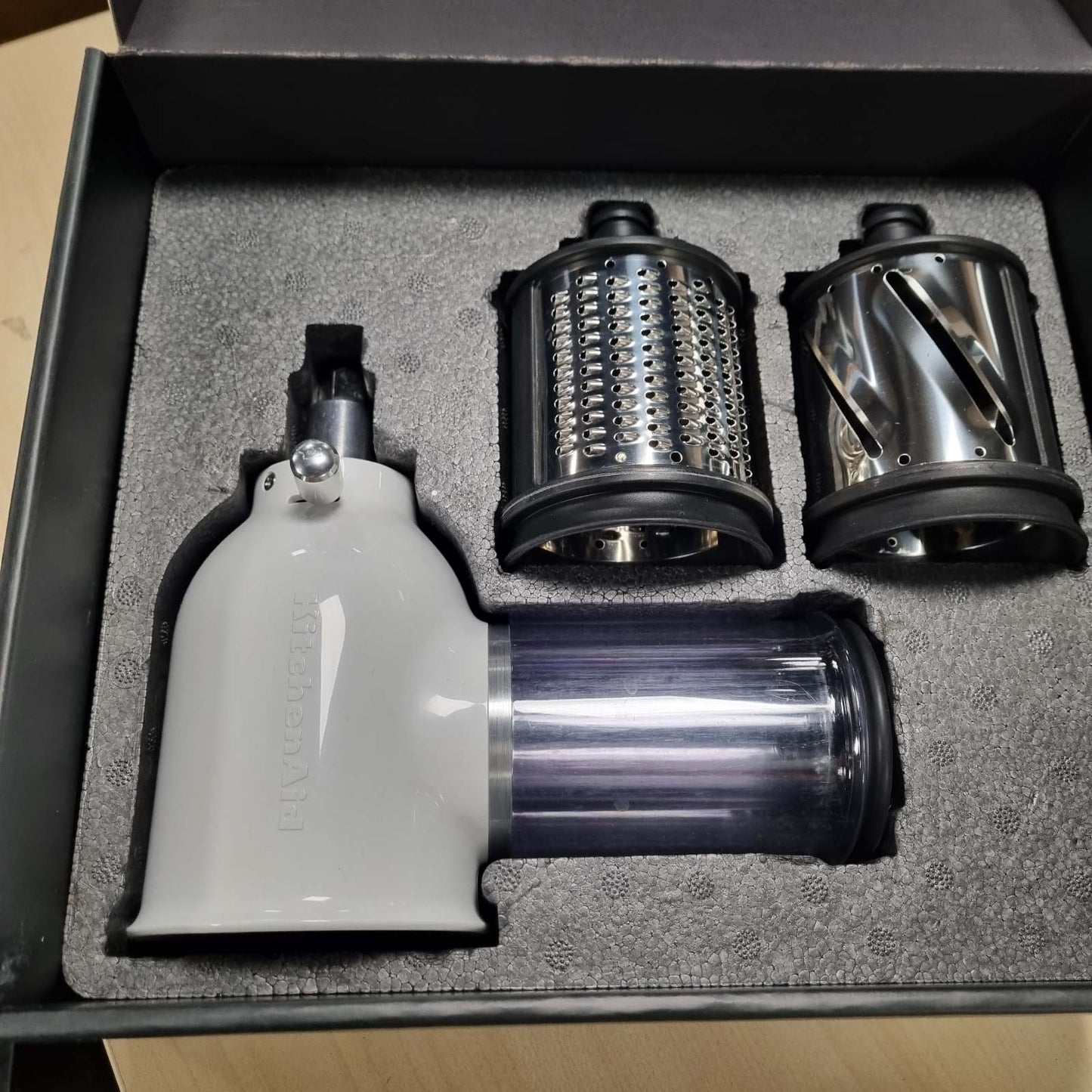 183102 - KITCHENAID KSMVSA Prerëse perimesh, Materiali plastikë, Ngjyra e bardhë, për Procesorin e Ushqimit