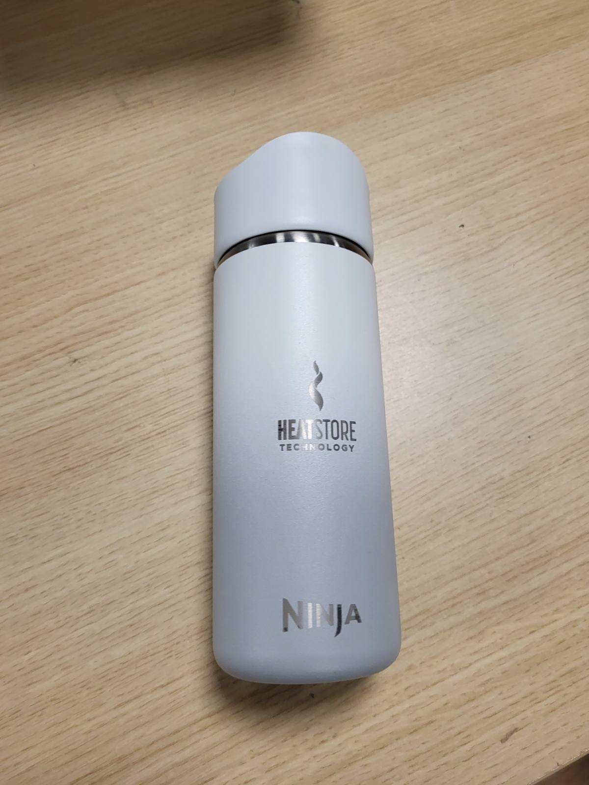 183668 - NINJA Sip Perfect Shishe Uji e Izoluar, 400ml, pa BPA, e Sigurt për Lavastovilje, e Bardhë, Modeli DW1603EUUKWH