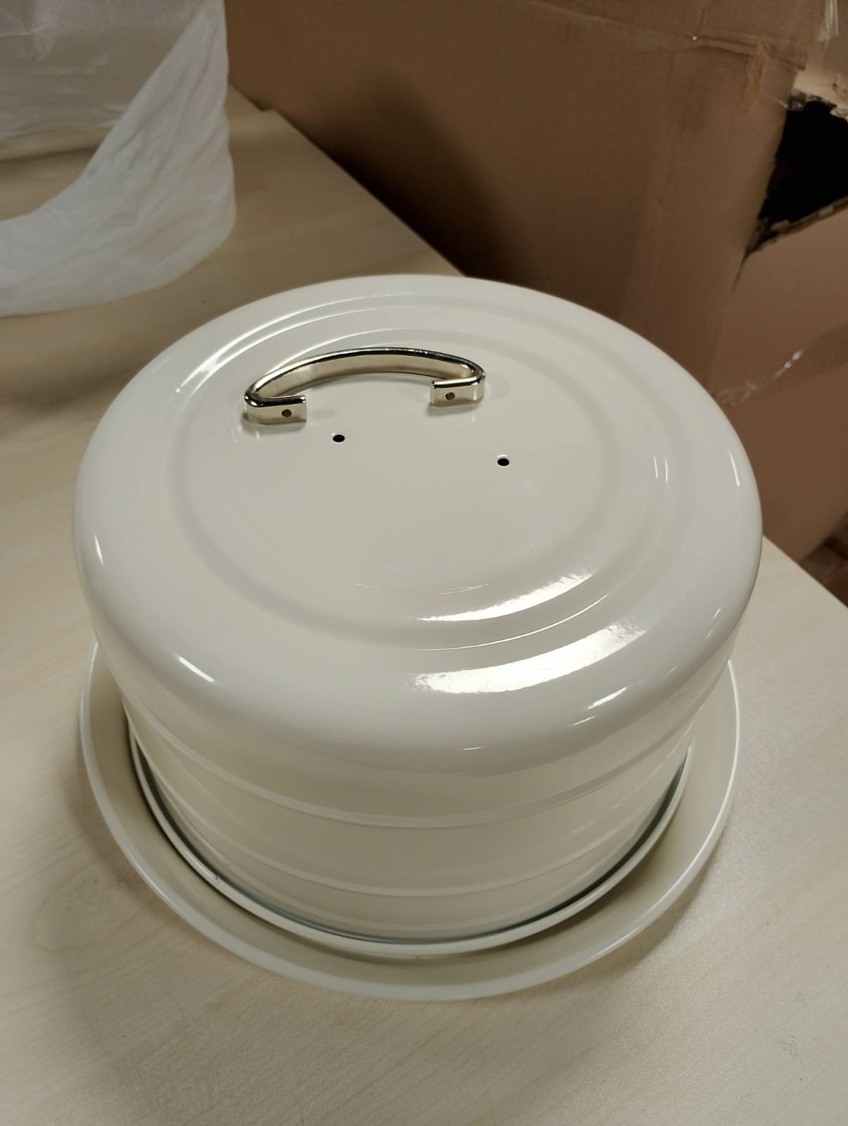 183705 - KITCHENCRAFT LIVING Kuti Hermetike për Ruajtje Torte Nostalgia, Kupol Torte, Madhësia 28.5 x 18 cm, Ngjyra Krem Antik