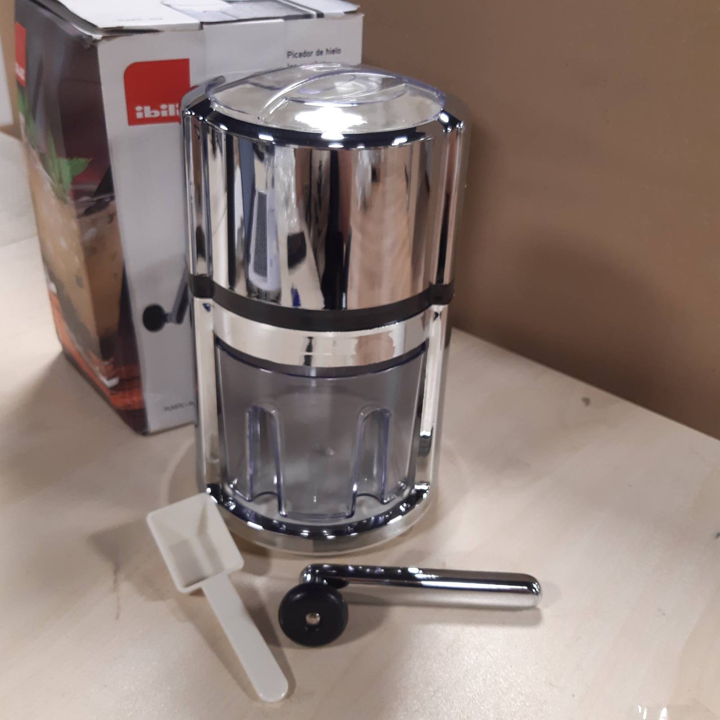 183758 - IBILI - Thërrmues Akulli nga Plastika dhe Çeliku Inox