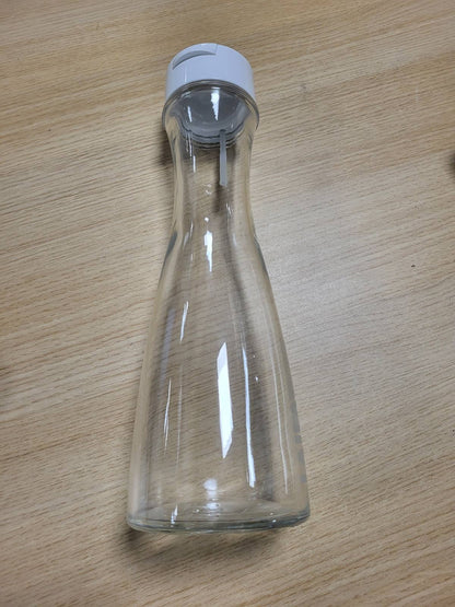 183817 - LAICA Shishe Filtri Qelqi BK31A Glassmart, E Bardhë/Transparente, Përfshirë 3 Filtra me Disk të Shpejtë, Kapacitet i Filtruar 360L, Madhësia: ‎13.8 x 13.8 x 38.8 cm, Pesha: 1.06 kg