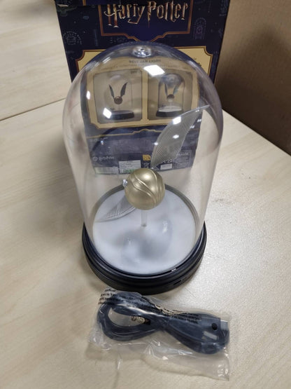 184304 - HARRY POTTER Llambë Levituese Golden Snitch - Llambë Tavoline e Aktivizuar me Prekje, Dekor Zyrtar dhe Dhurata Koleksionuese