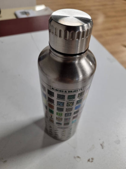 185234 - MINECRAFT Shishe Metalike për Pije, e Licencuar Zyrtarisht, e Papërshkueshme nga Rrjedhjet, për Pije të Nxehta dhe të Ftohta, Kapacitet 470ml