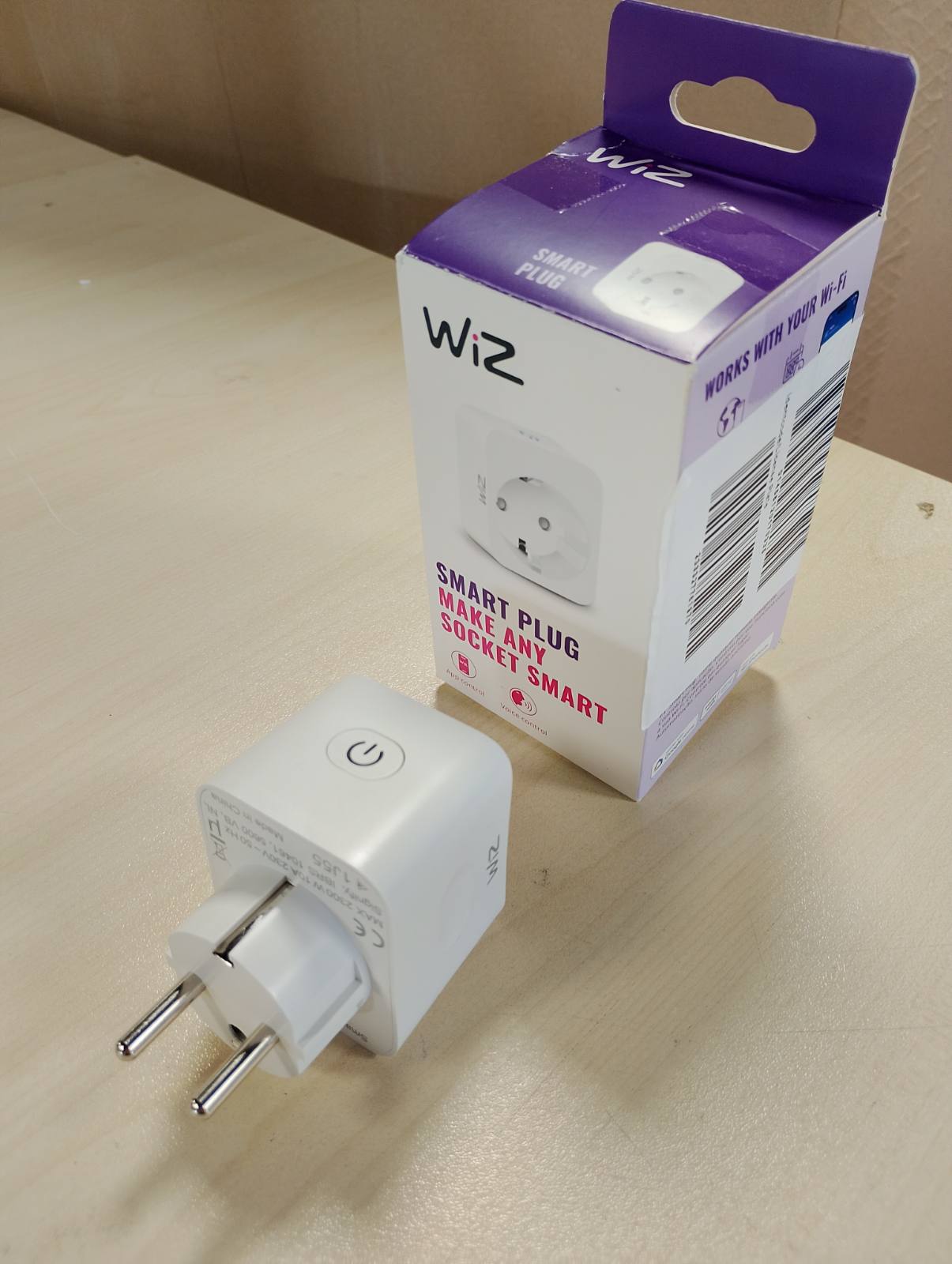 185806 - Prizë Inteligjente WIZ, 230V, Tipi F, Kontroll Inteligjent dhe Komandë Zanore, Pako 1 Copë