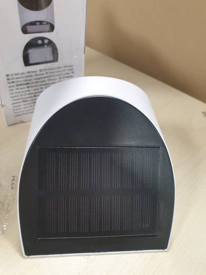 186052 - EMOS - Llambë Diellore LED LUMI për Jashtë me Sensor Lëvizjeje 5m/120°, Drita Ambienti, 2 Modalitete Drite, 240lm, E Bardhë Neutrale