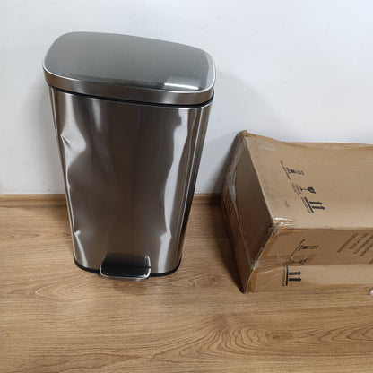 187218 - AMAZON BASICS Koshi i Plehrave Drejtkëndor me Mbyllje të Butë, Kapacitet 30 L (7.9 Gallon), Materiali Nikel Saten