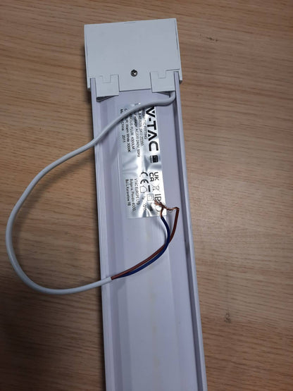 187556 - V-TAC Llambë Tavani LED Lineare 120cm - 40W me Çip Samsung - Llambë Drejtkëndëshe 4300 Lumen IP20 - e Përshtatshme për Mur, Garazh, Dyqan - Tub LED - Dritë e Bardhë e Ngrohtë 3000k