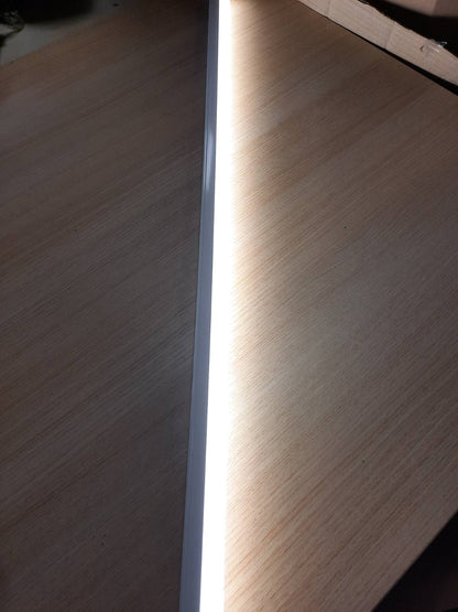 188001 - BRILONER - Llambë nën dollap për kuzhinë LED, Shiriti 87.3 cm, Fuqia 10W, Ndezja 1100Lm, Temperatura e Ngjyrës 4000K, E përshtatshme për Dollapë dhe Mobilje Kuzhine, Lidhje Modulare, Përmasat 87.3x2.2x3 cm