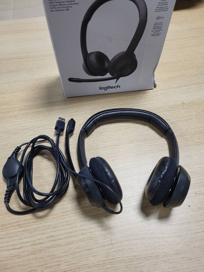189046 - LOGITECH Kufje H390 me Mikrofon, Kufje Stereo, Mikrofon me Anulim Zhurmash, Kontrolle të Integruara, Lidhje USB, Kabllo 223 cm, Shirit Koke i Mbushur dhe Jastëkë Veshësh - Të Zinj