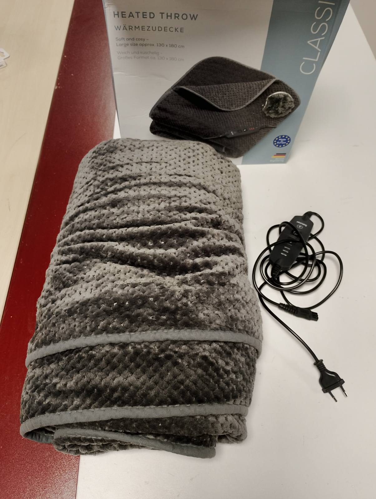 195452 - BEURER Batanije me Ngrohje HD 65, Batanije e Ngrohtë me 3 Cilësime Temperature, Sistem i Fikjes Automatike dhe Sigurie, e Lajshme në Lavatrice në 30°C, Prodhuar në Evropë, Ngjyra Gri
