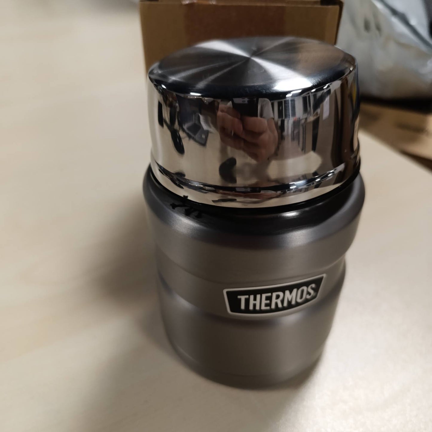 196222 - KING ENË Termos Ushqimor Inox, Argjend, 0.47L - Material: Çelik Inox, i Papërshkueshëm nga Rrjedhjet, Ruajtja e Ushqimit të Ngrohtë për 9 Orë dhe të Ftohtë për 14 Orë, Me Lugë të Palosshme, Pa BPA