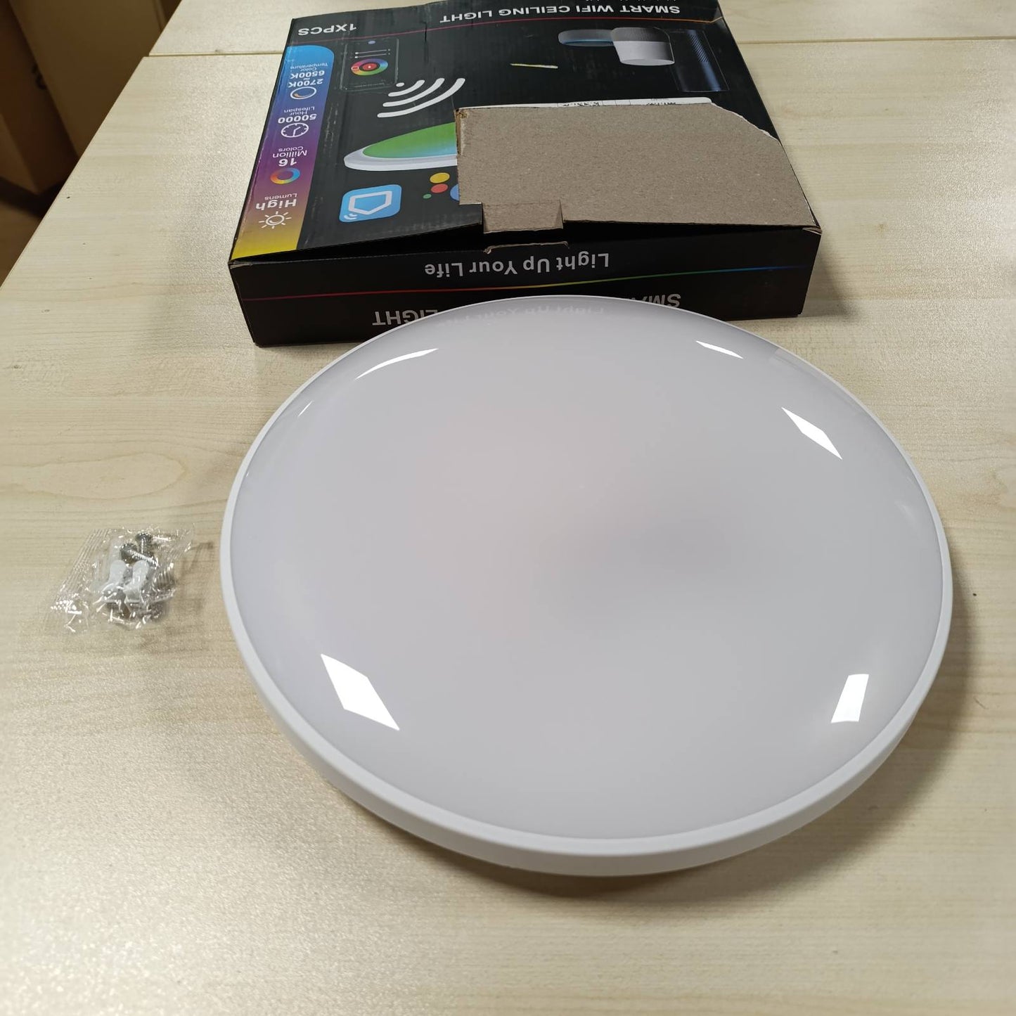 197057 - EREGOU Dritë Tavani LED 24W, 2400LM, e Errësueshme, RGB Inteligjente, e Pajtueshme me ALEXA dhe ASISTENT GOOGLE, IP44 për Dhomën e Ndenjës dhe Llambë Gjumi, 2700K-6500K
