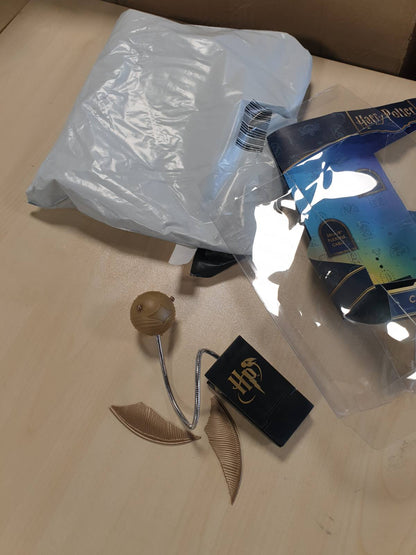 197591 - GOLDEN SNITCH Dritë Leximi me Kapëse - Mall Zyrtar i Harry Potter, Dritë Libri Funksionuese me Bateri, për Lexim Natën, Ngjyra e Artë