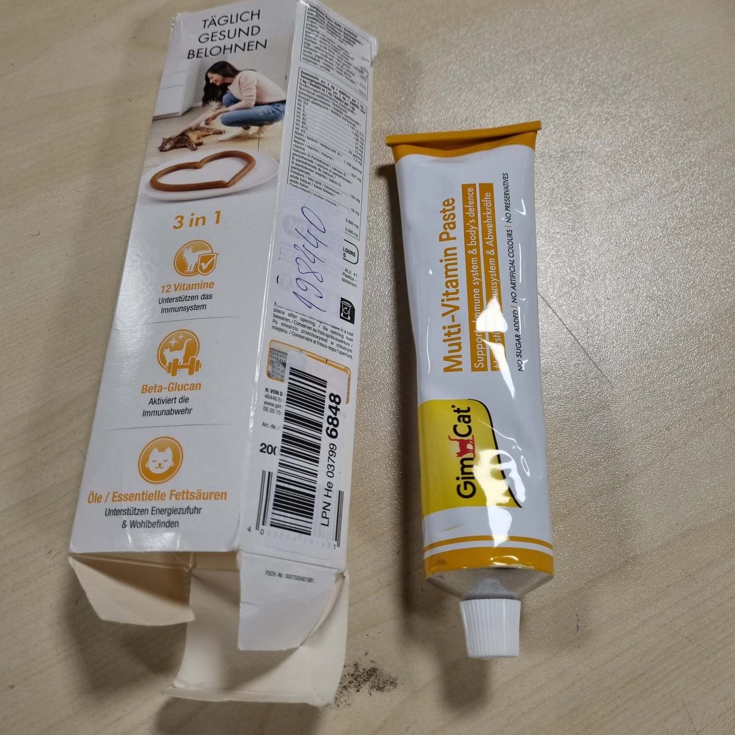 198440 - GIMCAT Pastë Multi-Vitaminash për Macet, Aktivizon Mbrojtjen dhe Forcon Sistemin Imunitar, 1 tub (1 x 200g)