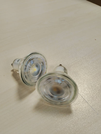 198496 - PHILIPS Llambë LED GU10 50W e Bardhë e Ngrohtë, Ndriçim i Zbehtë, Materiali Qelqi, Pacakë me 2 Copë
