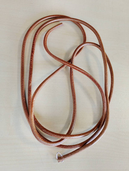 198856 - PERFETSELL Rrip Lëkure për Makinë Qepëse, 183cm, Kordon i Rrumbullakët me Diametër 5 mm, 1 Grep, Ngjyrë Kafe