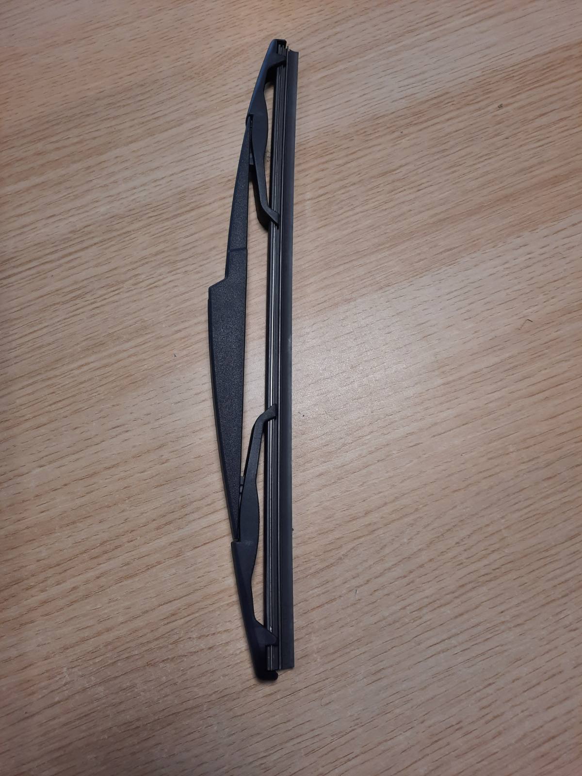 210497 - VALEO SILENCIO Fshirës Sherbimesh për Të Gjitha Sezonet 310mm - VR64, i Qëndrueshëm, Rezistent, Përshtatje Perfekte - Pjesë e Pasme, 1 Copë 574097