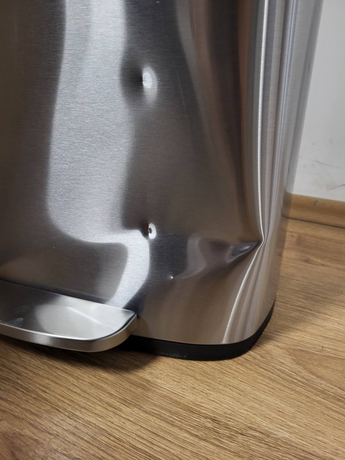 213129 - AMAZON BASICS Kosh plehrash drejtkëndor me mbyllje të butë, 50 L (13.2 Gallon), nikel saten