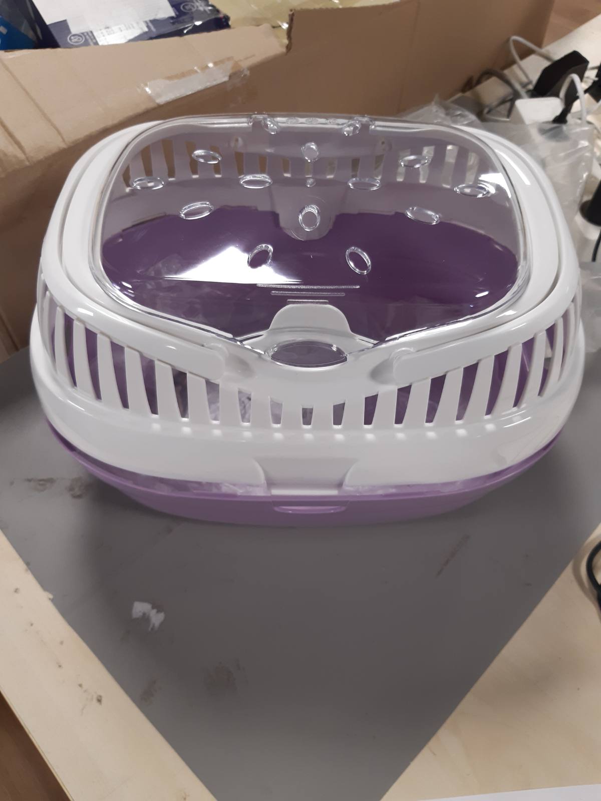 214031 - Ferplast Aladino Kafaz i madh udhëtimi për hamsterë dhe brejtës të tjerë të vegjël, me rrjetë ventilimi, dorezë të rehatshme dhe mbyllje të sigurt, 36 x 26 x 23 cm, Fuksia