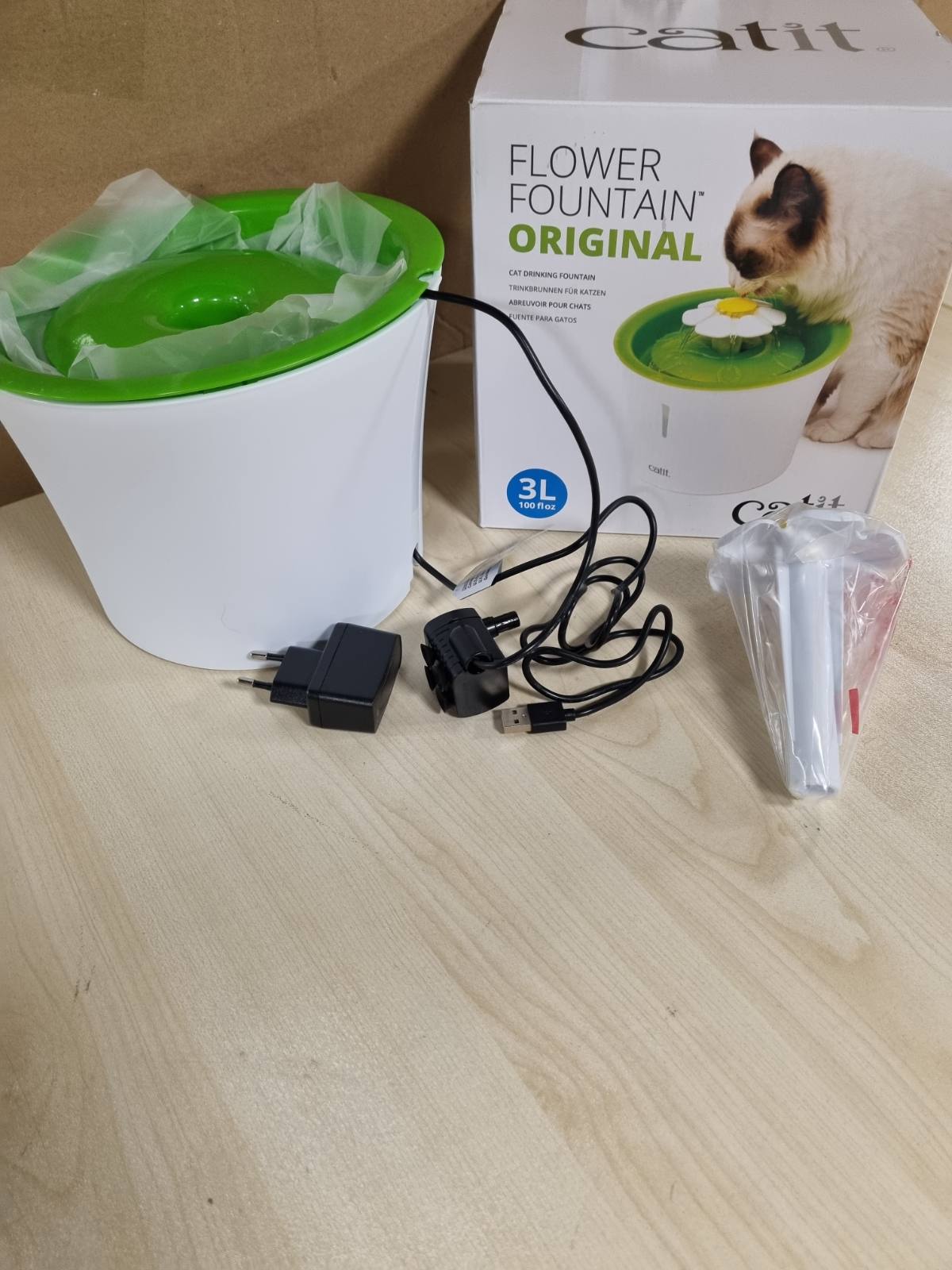 214398 - CATIT Shatërvan me Lule për macet, 3L, i bardhë/jeshil