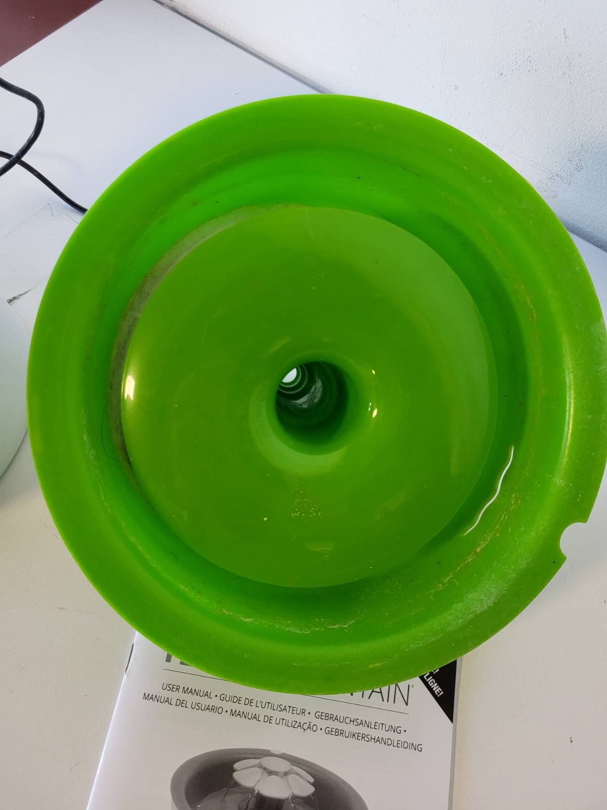 214403 - CATIT Shatërvan me Lule për macet, 3L, i bardhë/jeshil