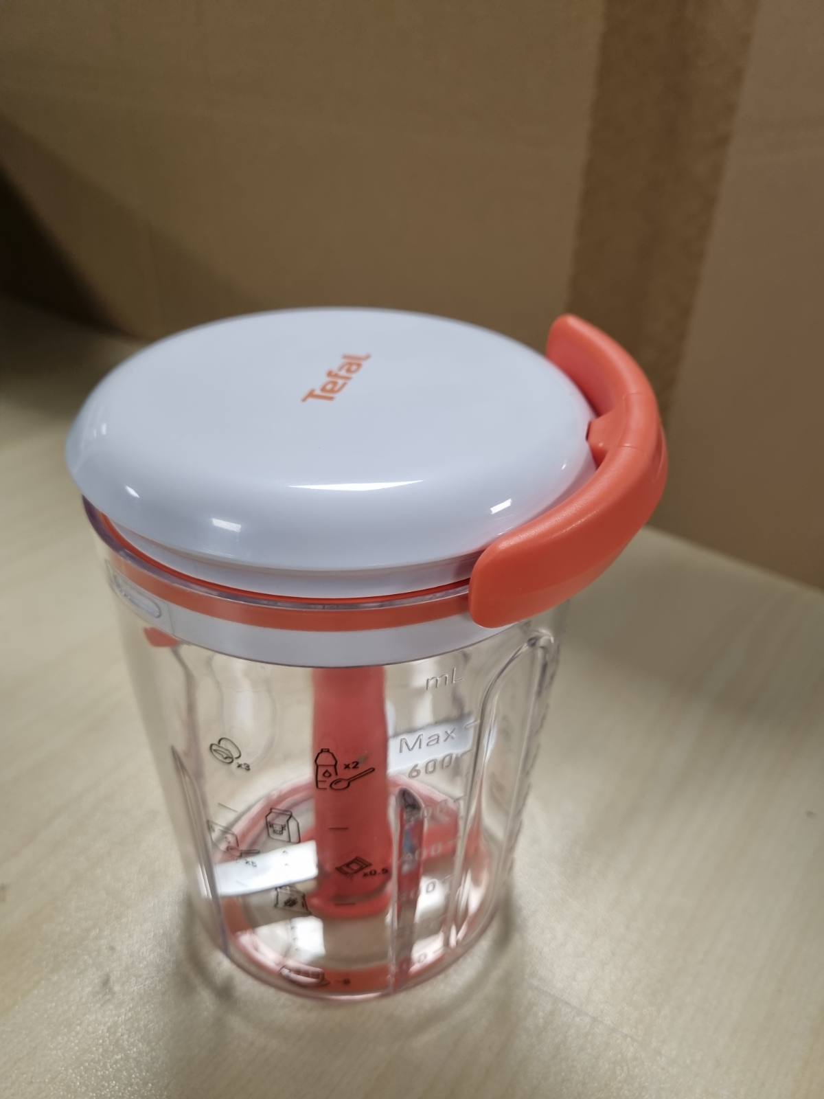 214695 - TEFAL Mikser inteligjent për krepa, 900 ml