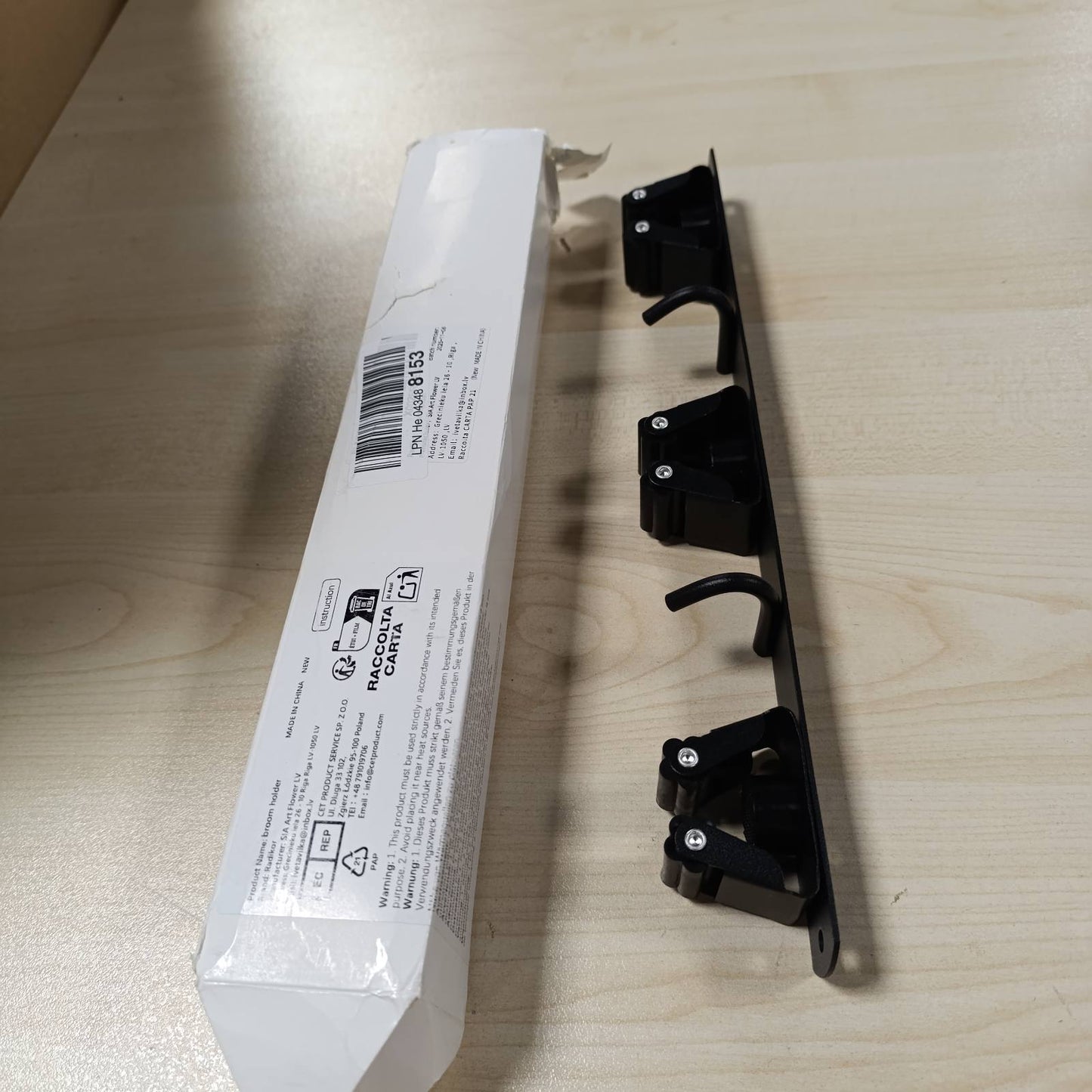 215373 - RADIKOR Mbajtëse fshese e montuar në mur, vetëngjitëse me 3 mbajtëse dhe 2 grepa, prej çeliku inox