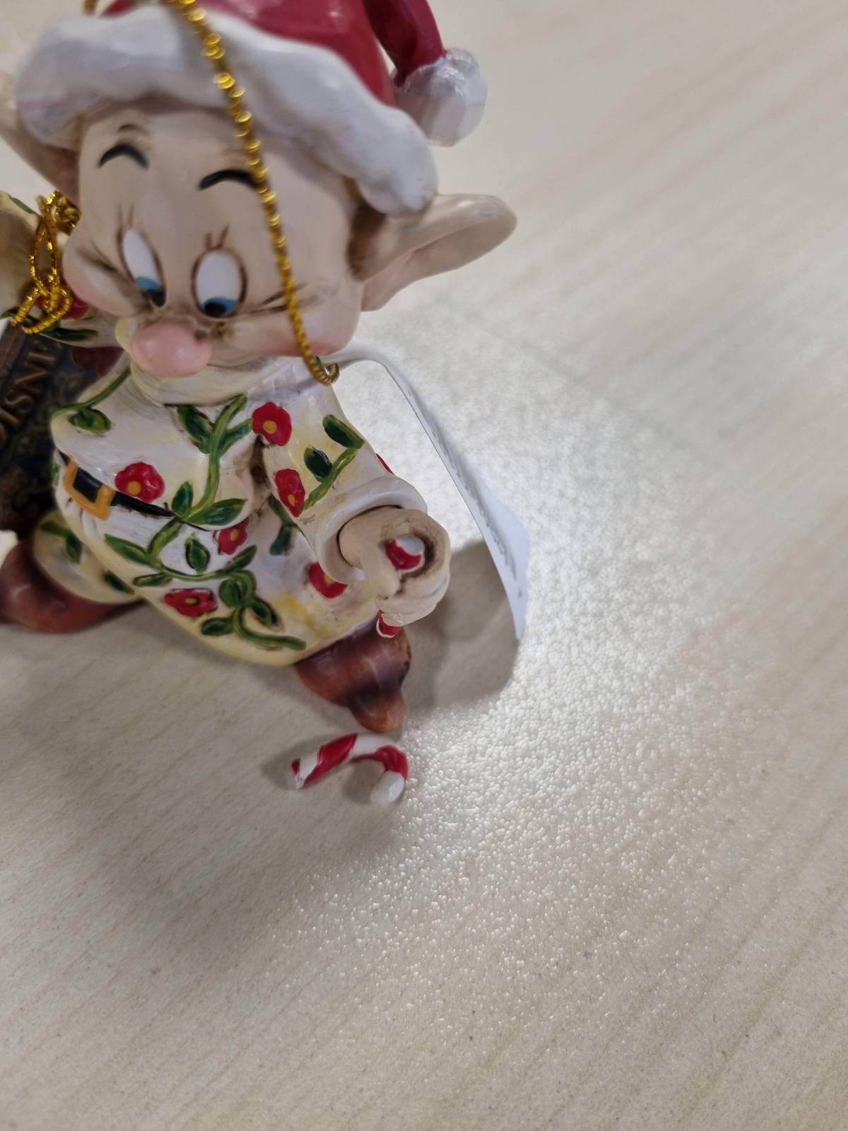 215609 - DISNEY TRADITIONS Zbukurim i varur Dopey, rrëshirë, 7 cm